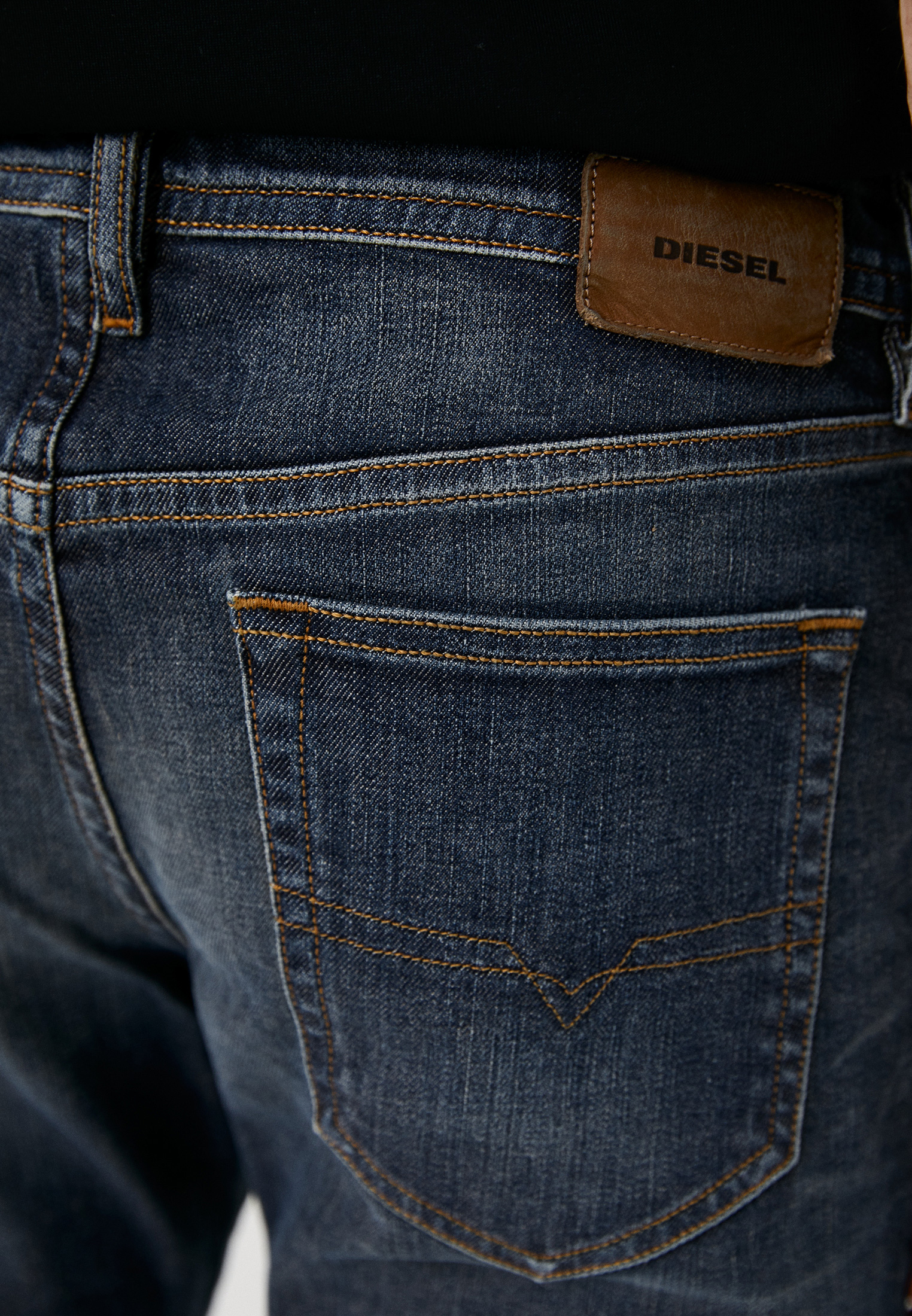 Мужские зауженные джинсы Diesel (Дизель) 00SDHA084ZU: изображение 4