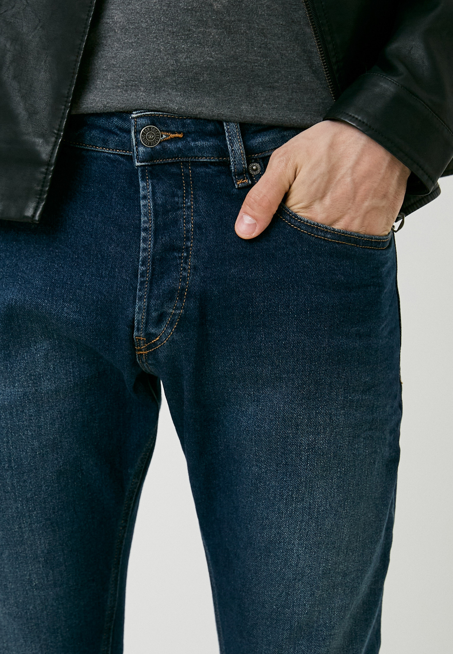 Мужские прямые джинсы Diesel (Дизель) 00SID90EKAV: изображение 4
