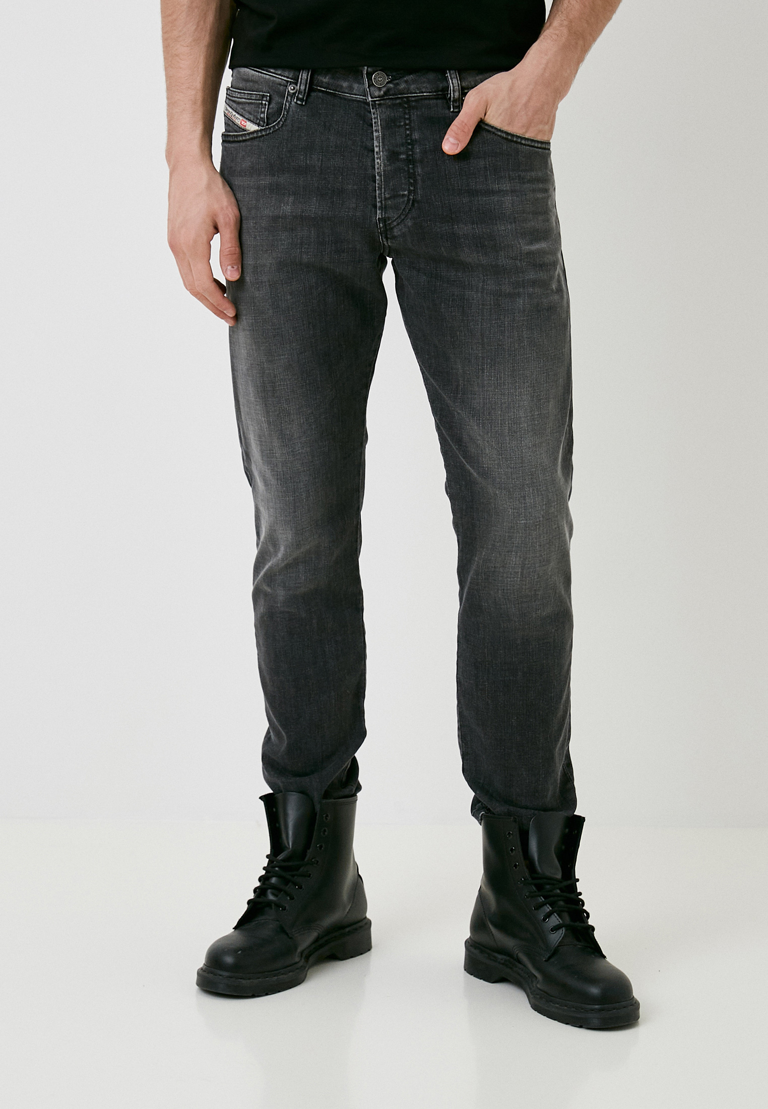 Мужские прямые джинсы Diesel (Дизель) A0038909G82