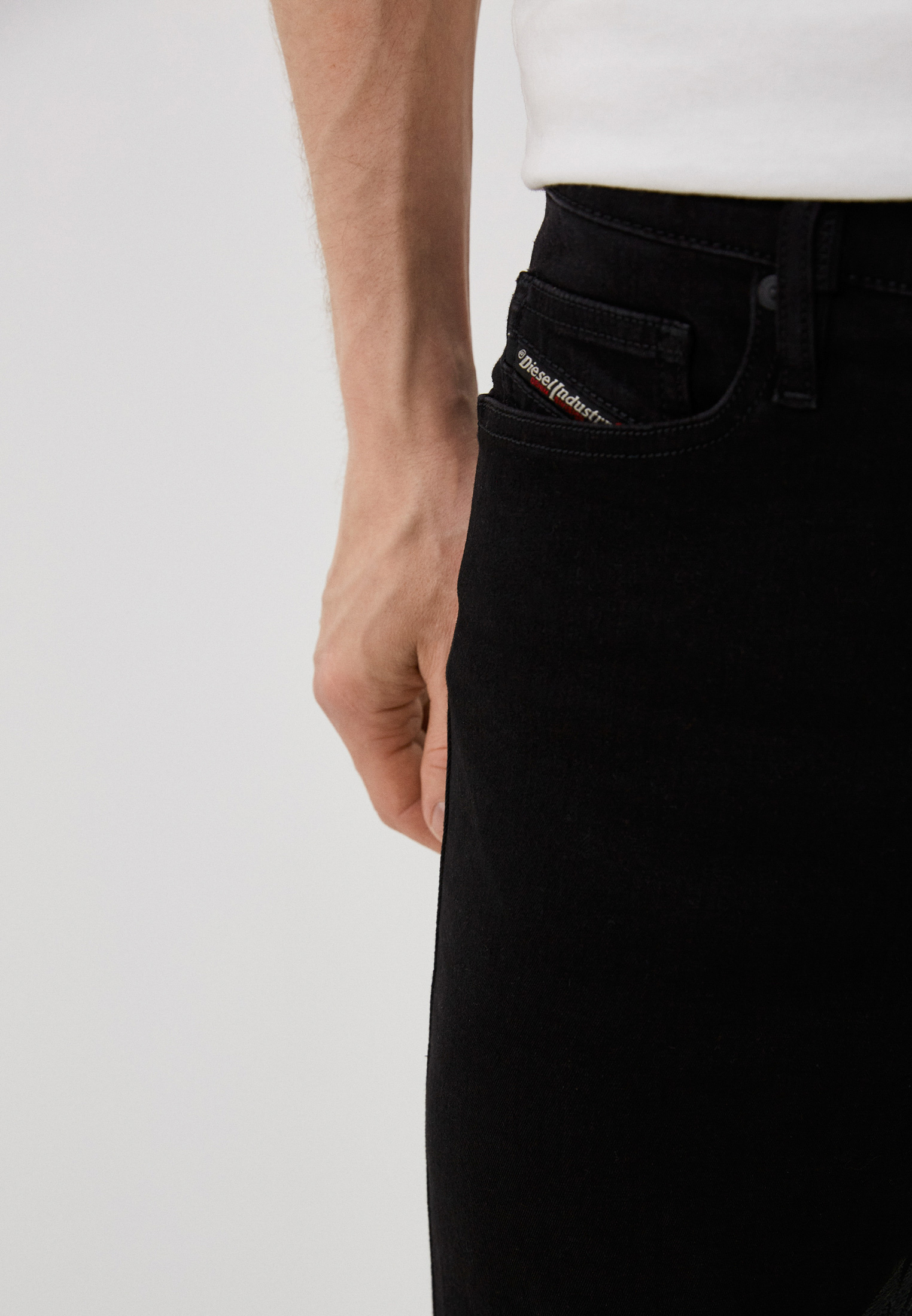 Мужские зауженные джинсы Diesel (Дизель) A02024069TI: изображение 8