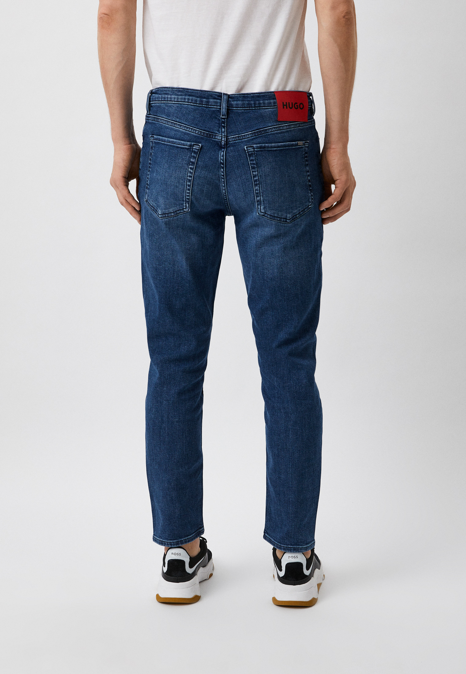 джинсы мужские светло голубые от хуго босс. джинсы хуго мужские. Hugo boss regular fit джинсы мужские. джинсы хьюго босс мужские. джинсы серые хьюго босс.