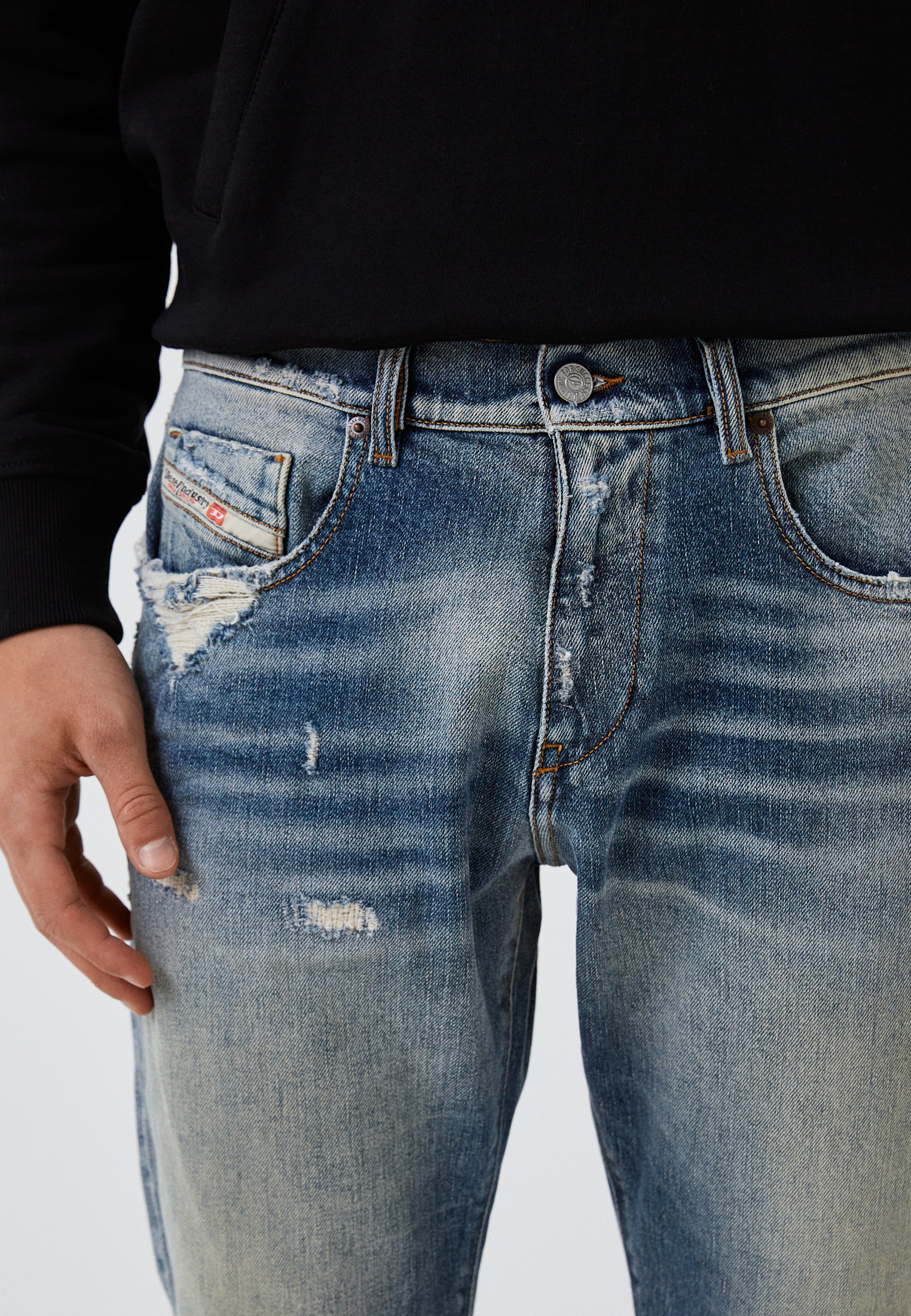 Мужские зауженные джинсы Diesel (Дизель) A03558007Q3: изображение 4