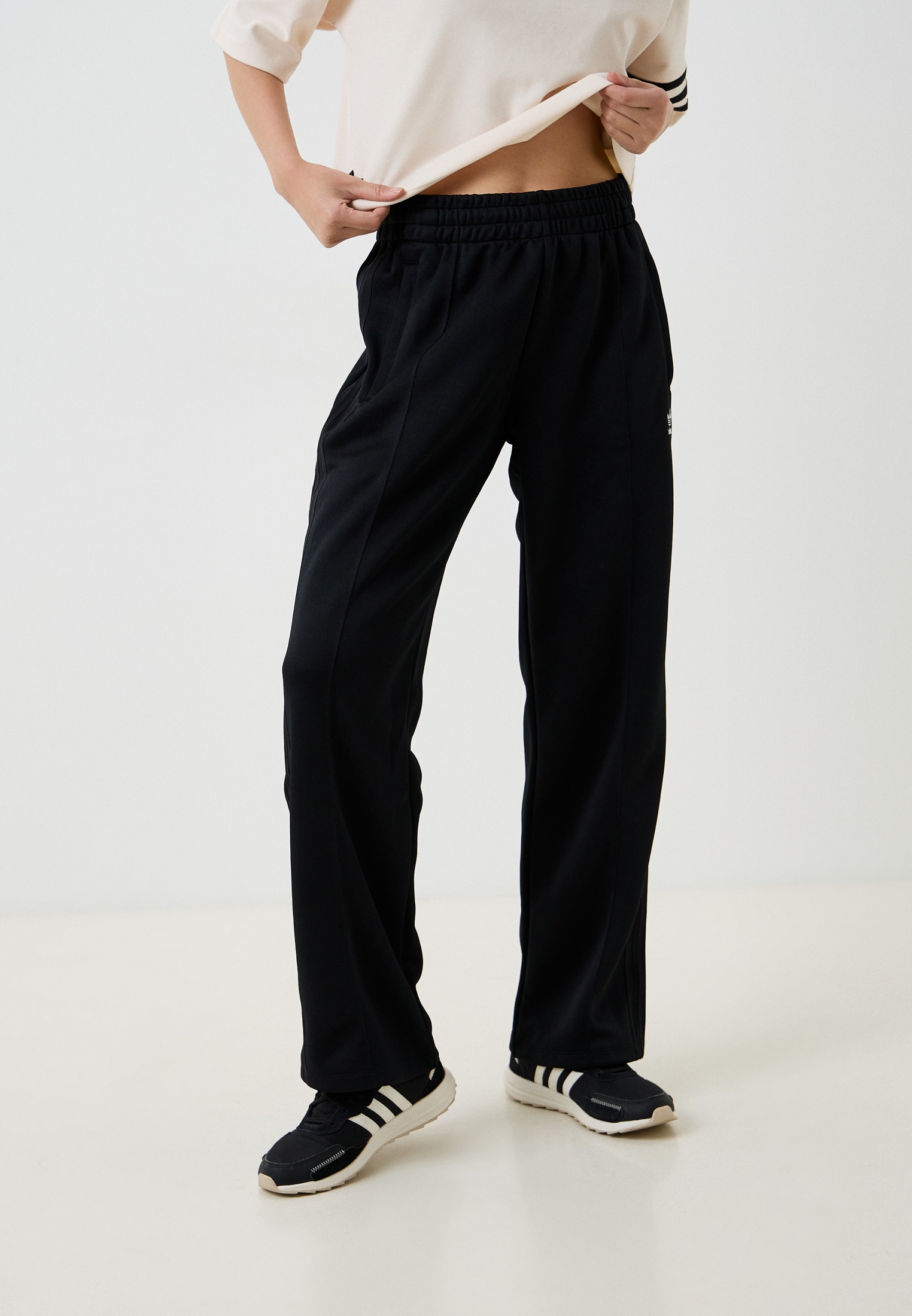 Женские брюки Adidas Originals (Адидас Ориджиналс) IK6505