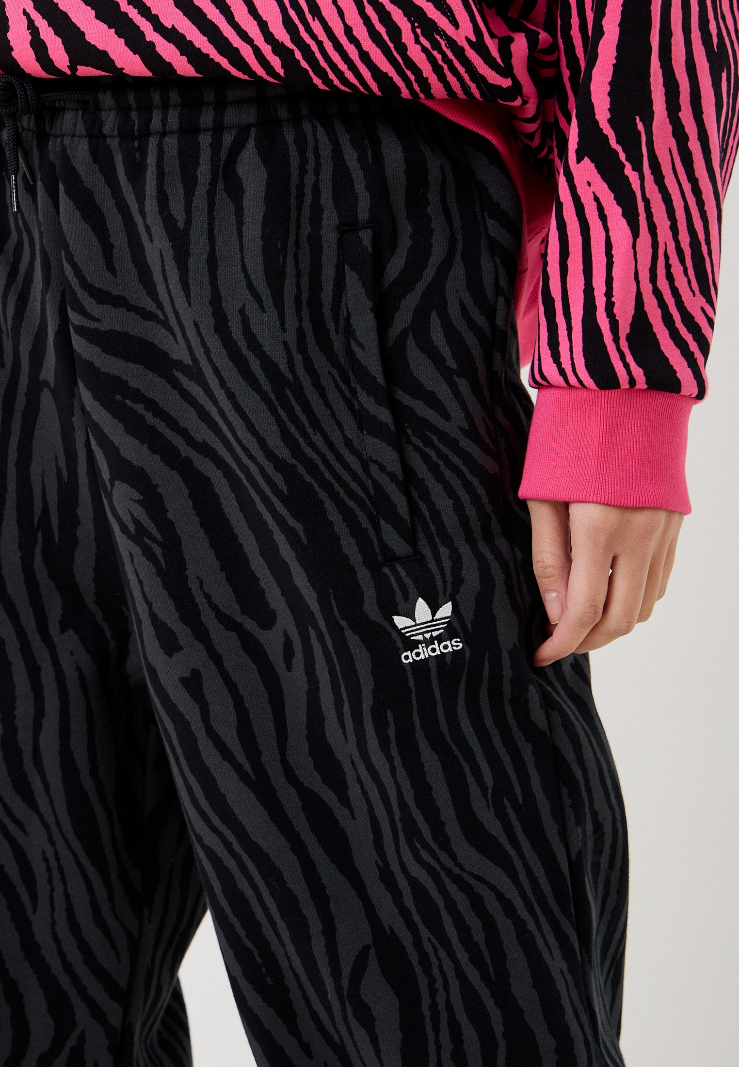 Женские спортивные брюки Adidas Originals (Адидас Ориджиналс) II0908: изображение 4