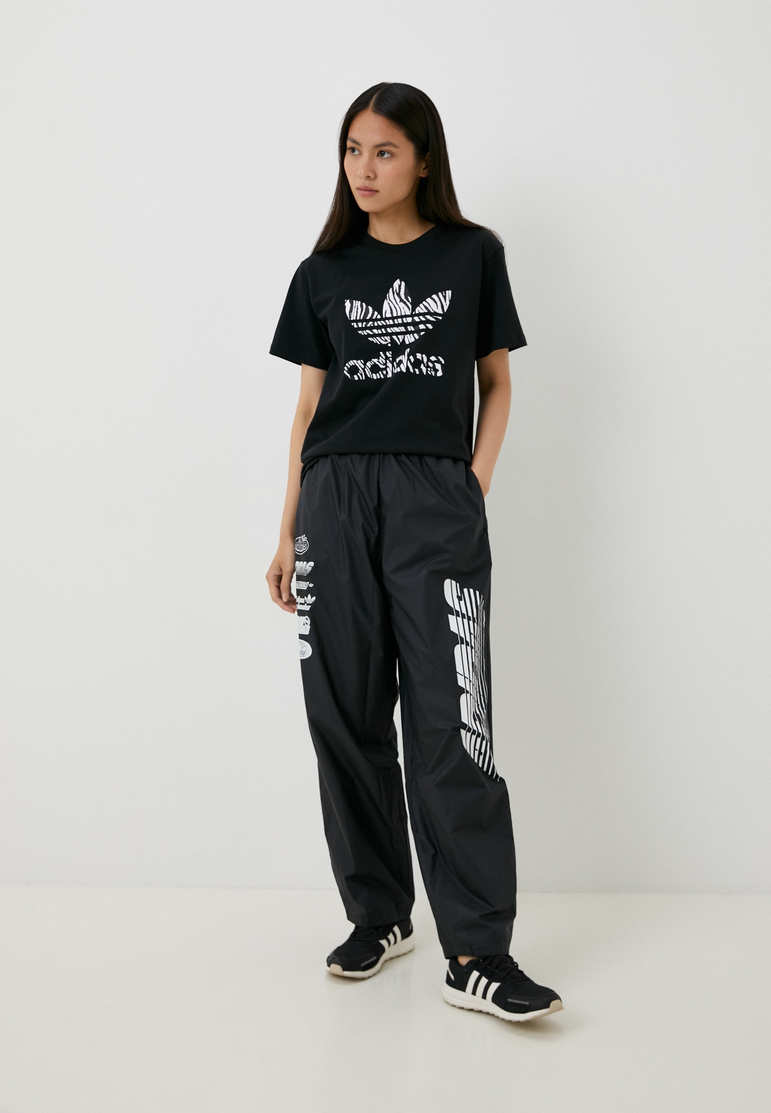 Женские спортивные брюки Adidas Originals (Адидас Ориджиналс) II5626: изображение 2