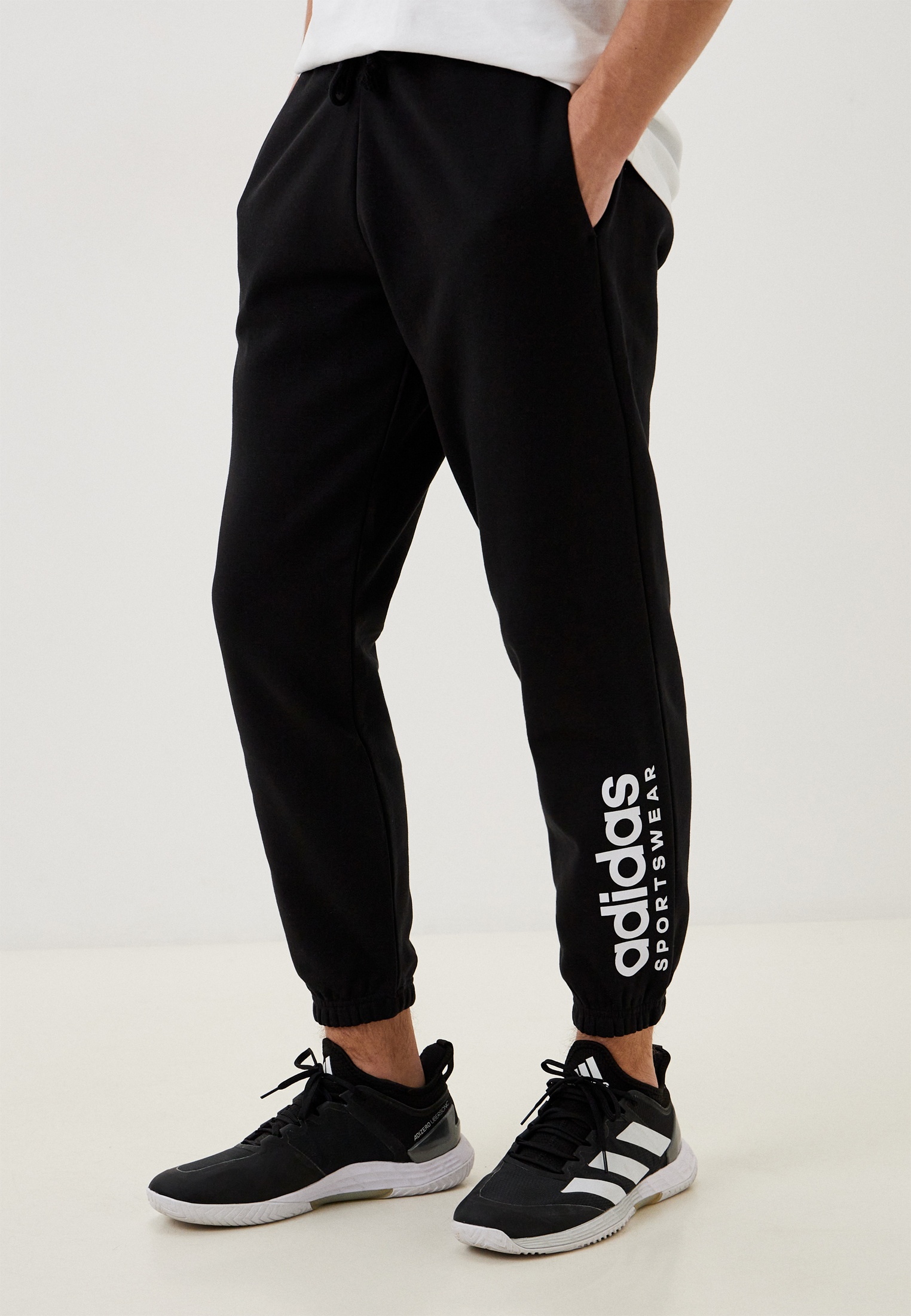 Мужские спортивные брюки Adidas (Адидас) IC9787