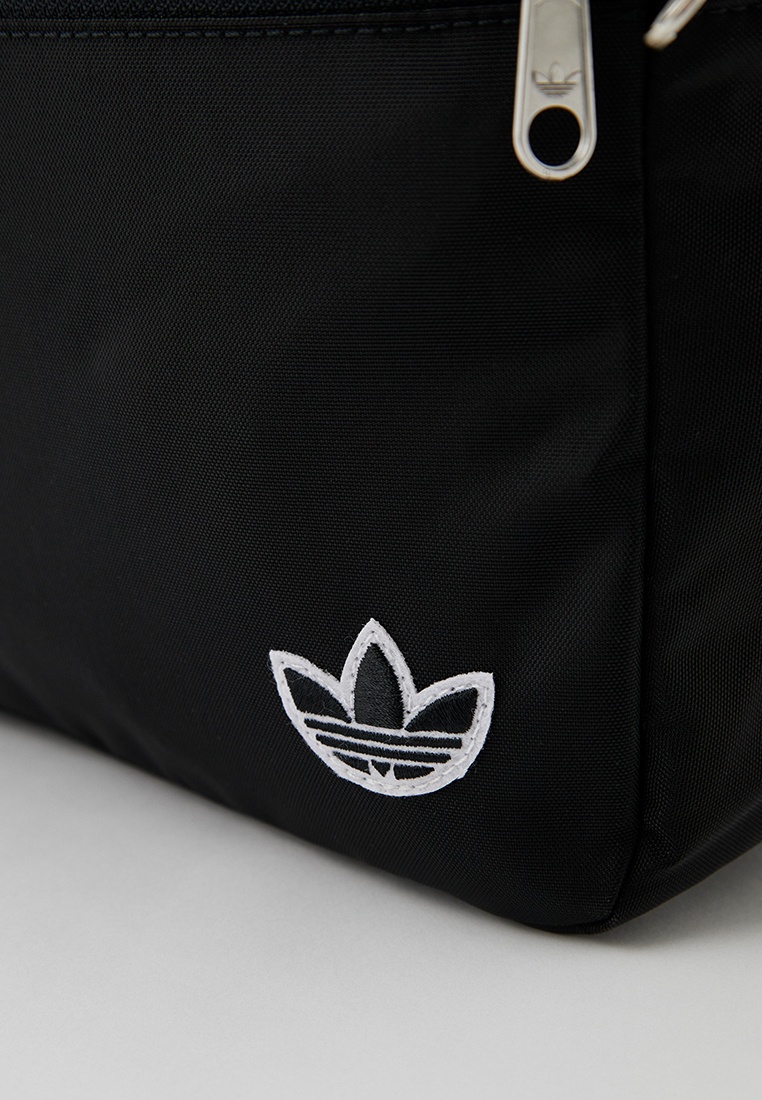 Спортивный рюкзак мужской Adidas Originals (Адидас Ориджиналс) IJ5006 ...