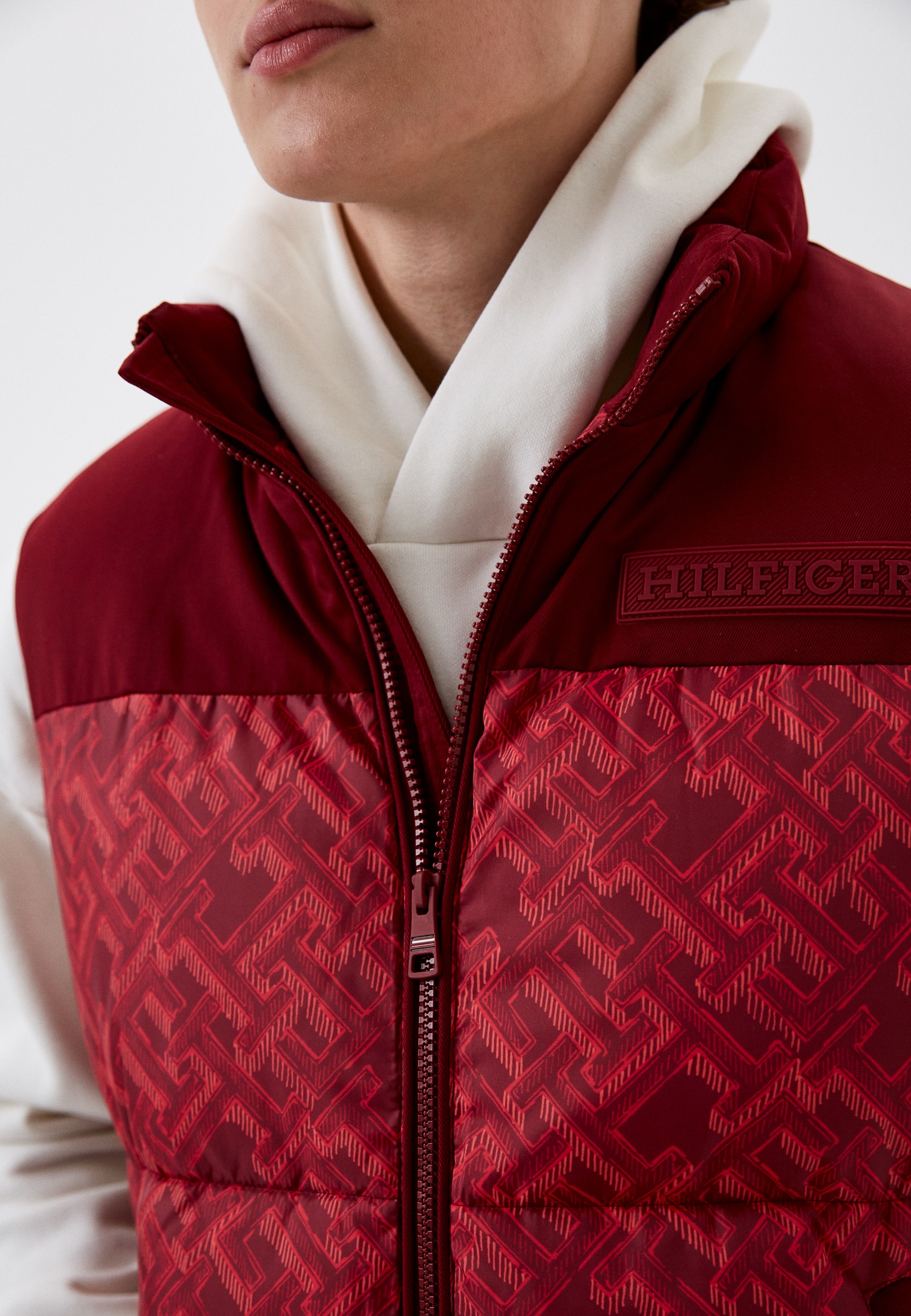 Жилет мужской Tommy Hilfiger (Томми Хилфигер) MW0MW33627 купить за ...