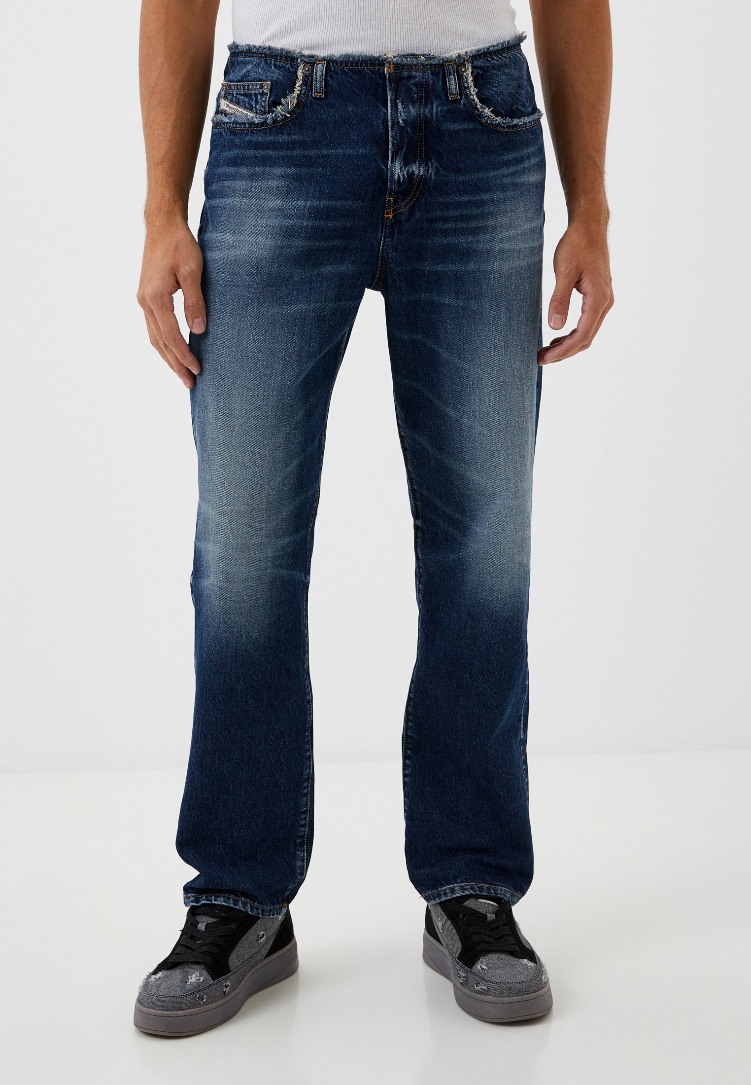 Мужские прямые джинсы Diesel (Дизель) A1138909G92