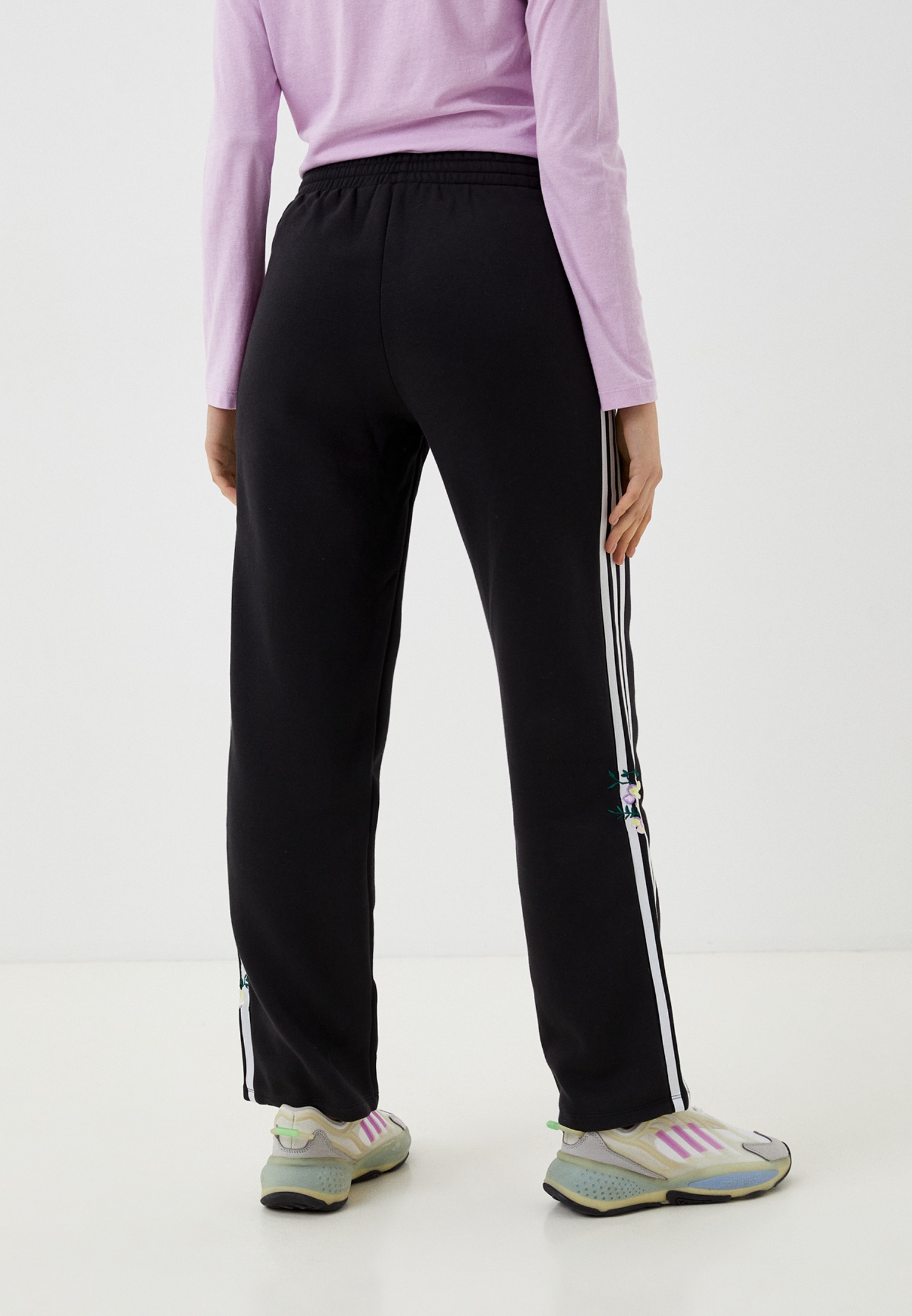 Женские брюки Adidas Originals (Адидас Ориджиналс) IJ7086: изображение 3