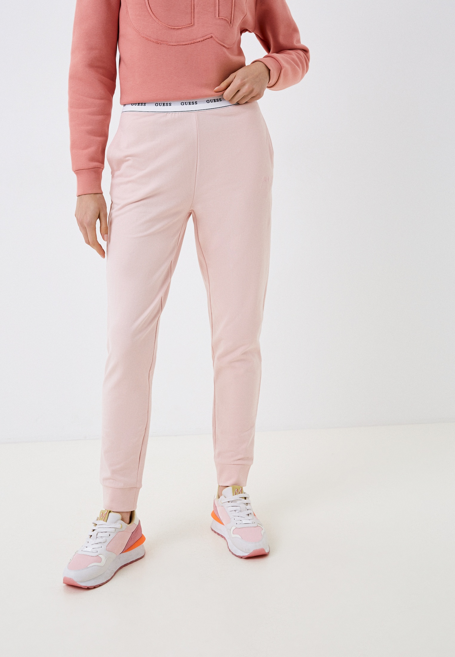 Одежда и обувь Guess - купить товары Гесс в интернет магазине