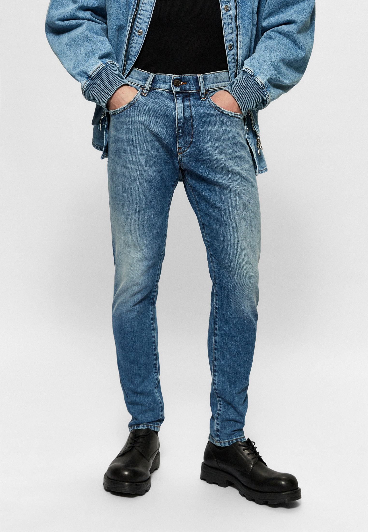Мужские зауженные джинсы Diesel (Дизель) 00SPW4Z9A19: изображение 5