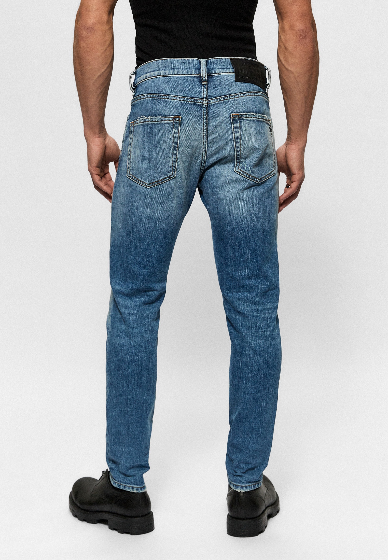 Мужские зауженные джинсы Diesel (Дизель) 00SPW4Z9A19: изображение 7