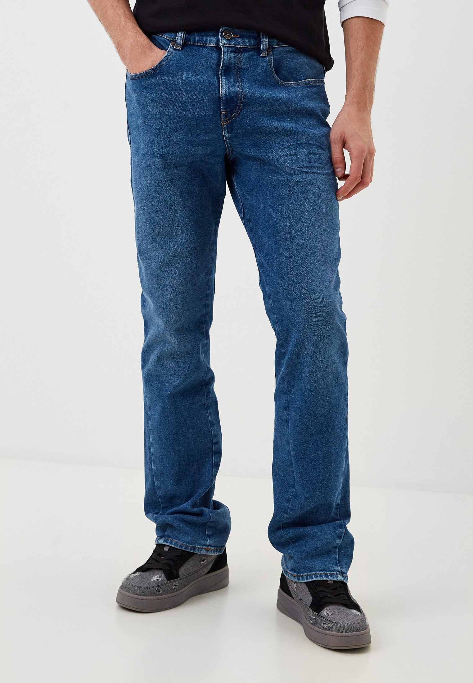 Мужские прямые джинсы Diesel (Дизель) A0414209E34