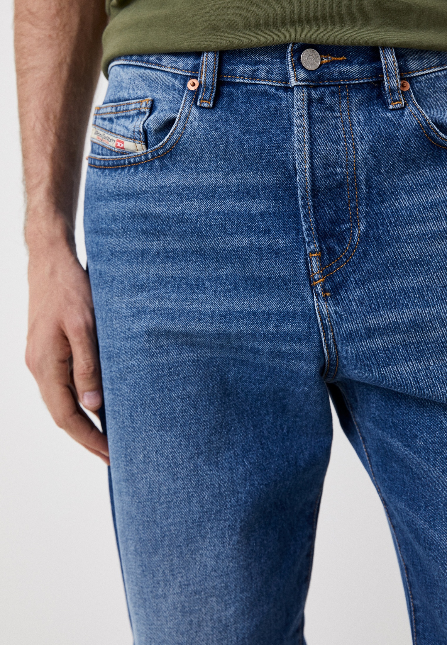 Мужские зауженные джинсы Diesel (Дизель) A05158009MG: изображение 4