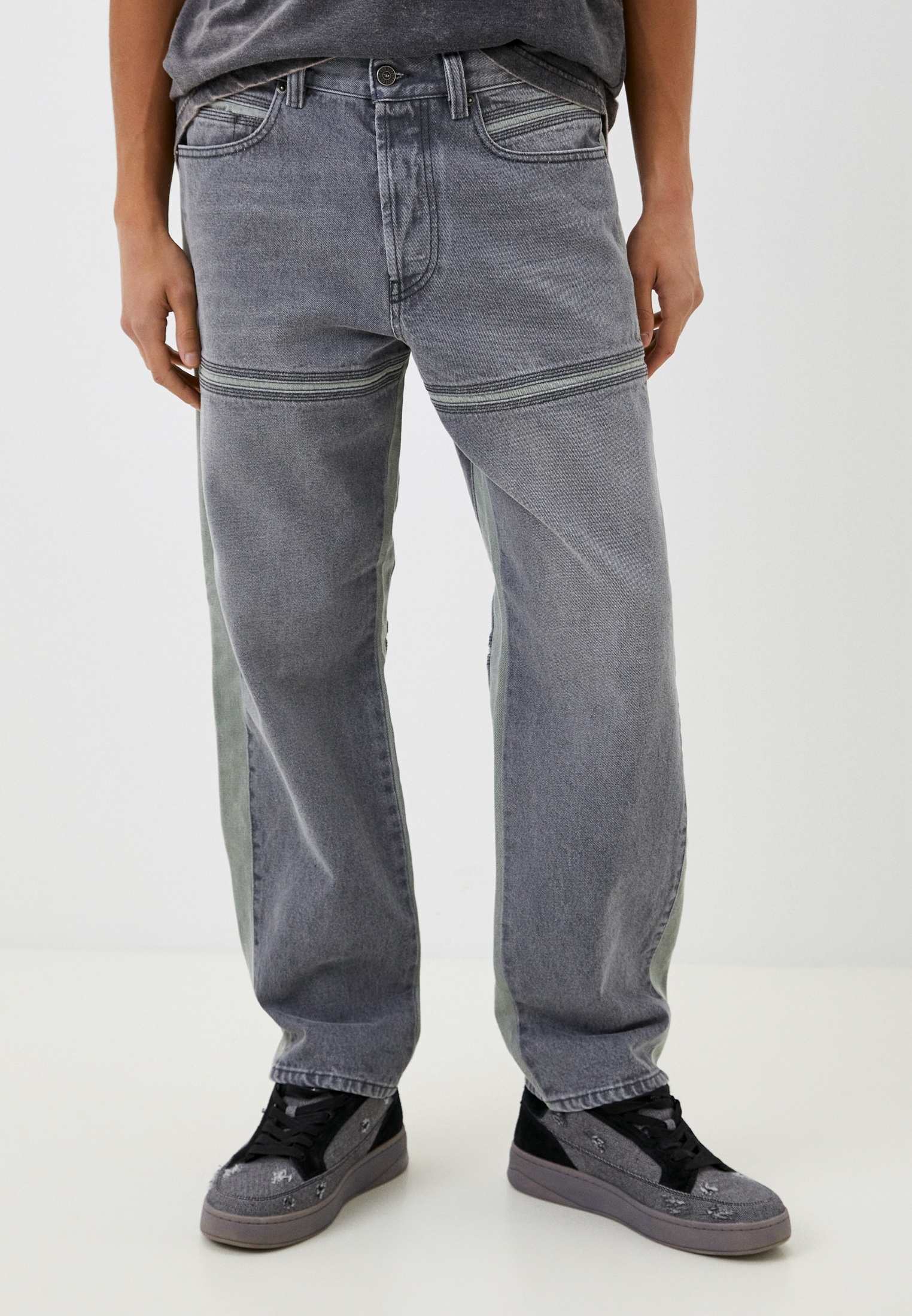 Мужские прямые джинсы Diesel (Дизель) A05616007G2