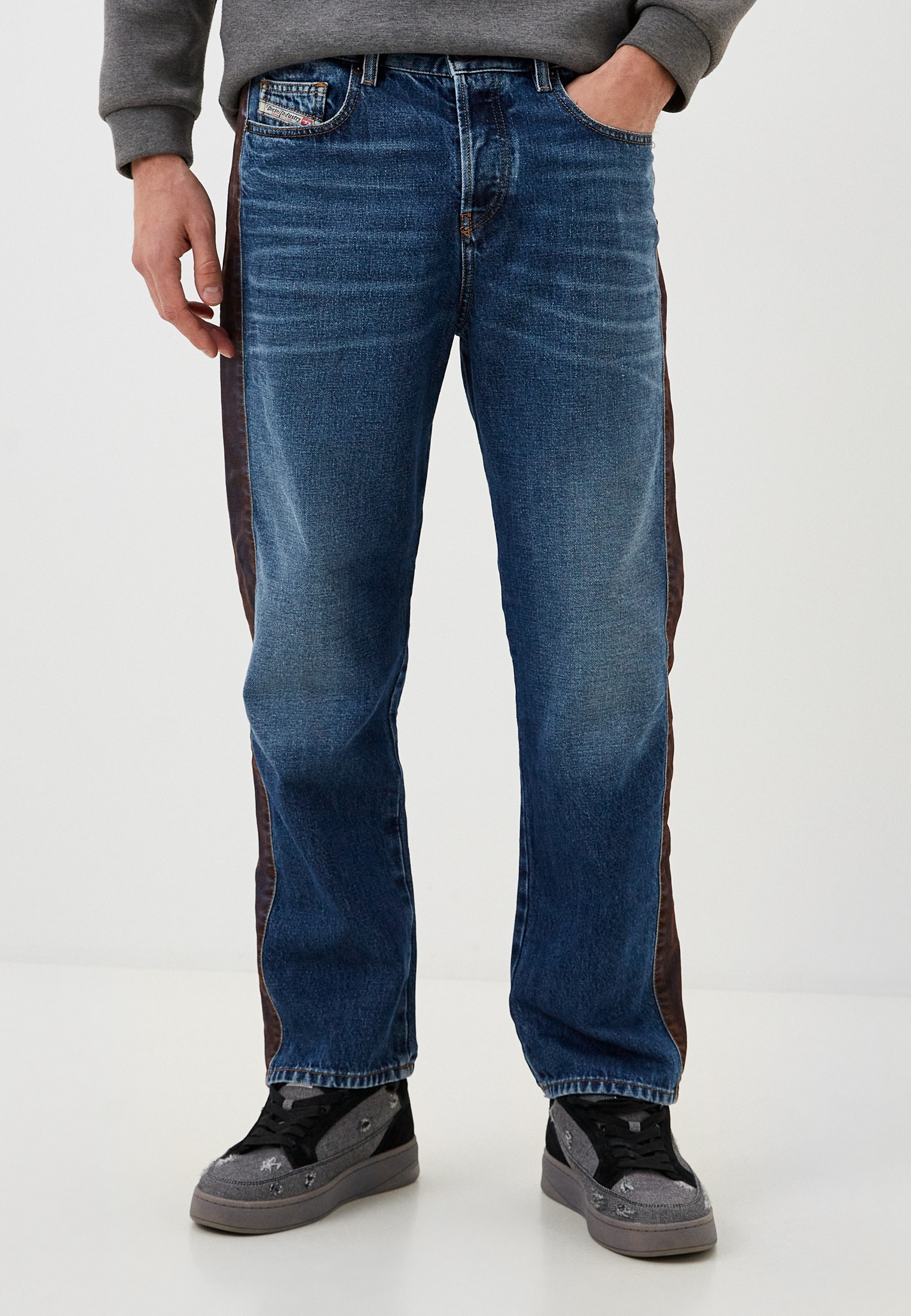 Мужские прямые джинсы Diesel (Дизель) A07097007G8