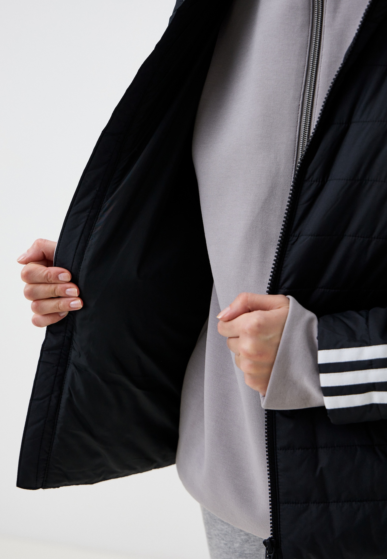 Утепленная куртка Adidas Originals (Адидас Ориджиналс) II8464: изображение 4