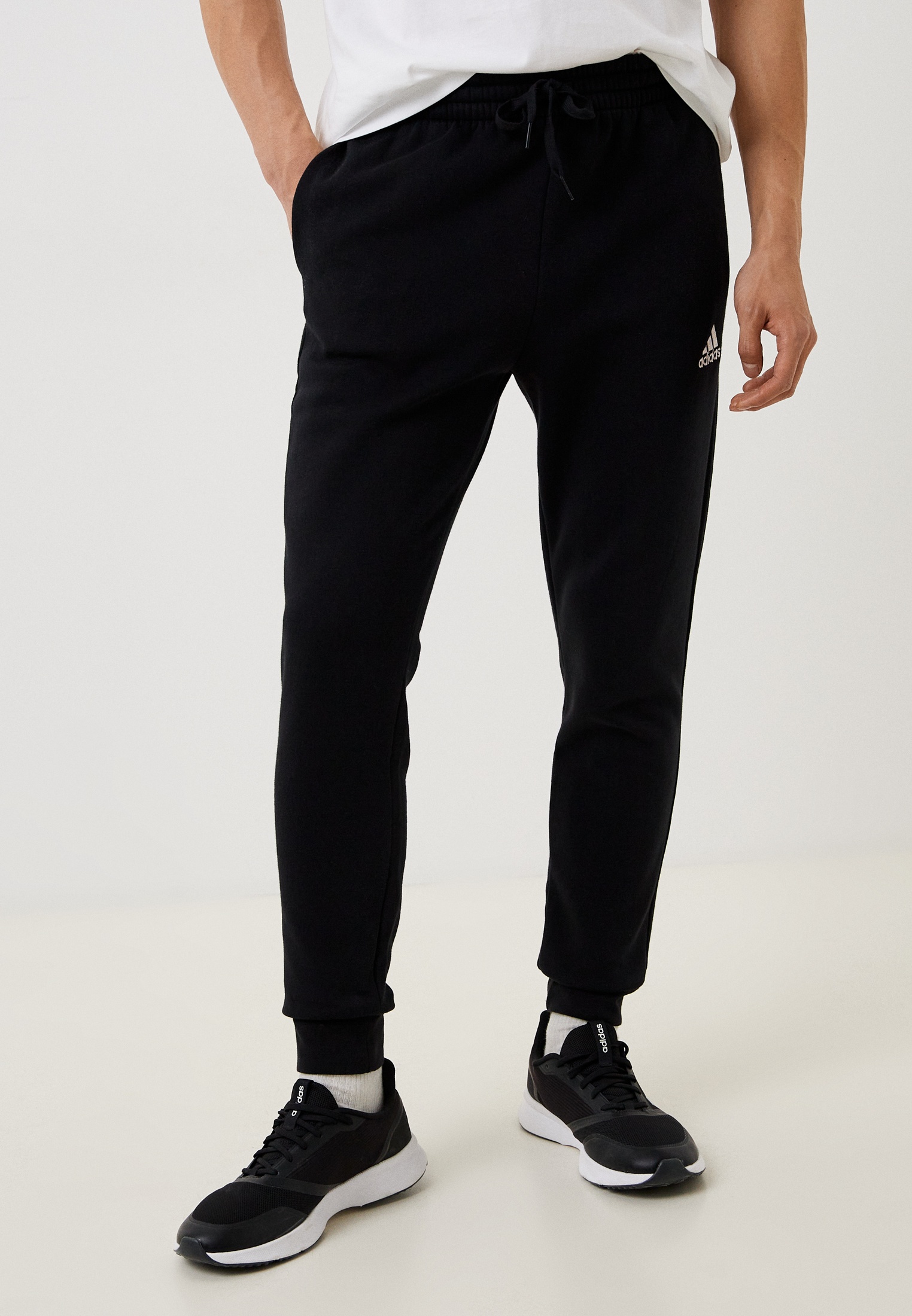 Мужские брюки Adidas (Адидас) HL2236