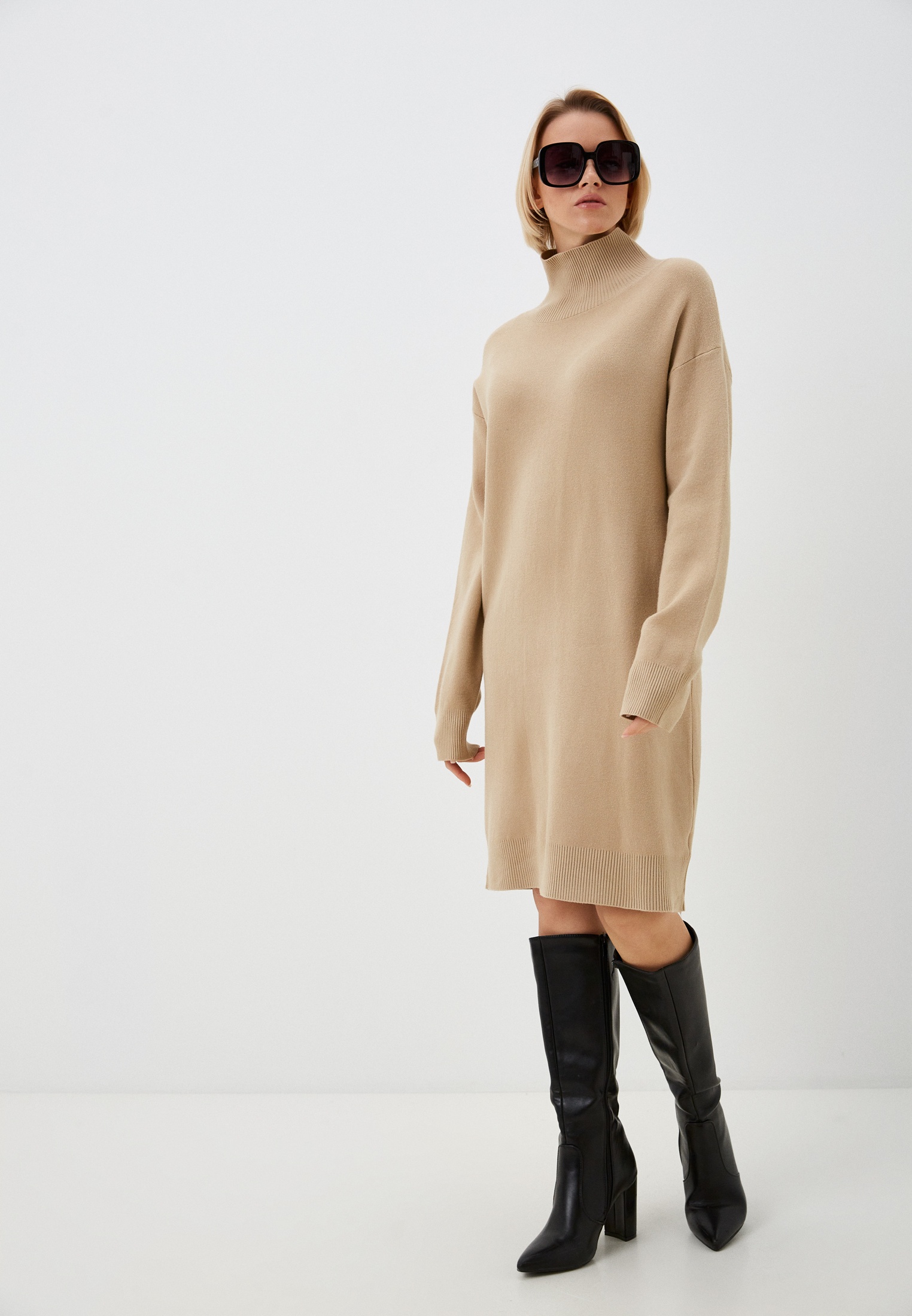 Вязаное платье Moki M02051