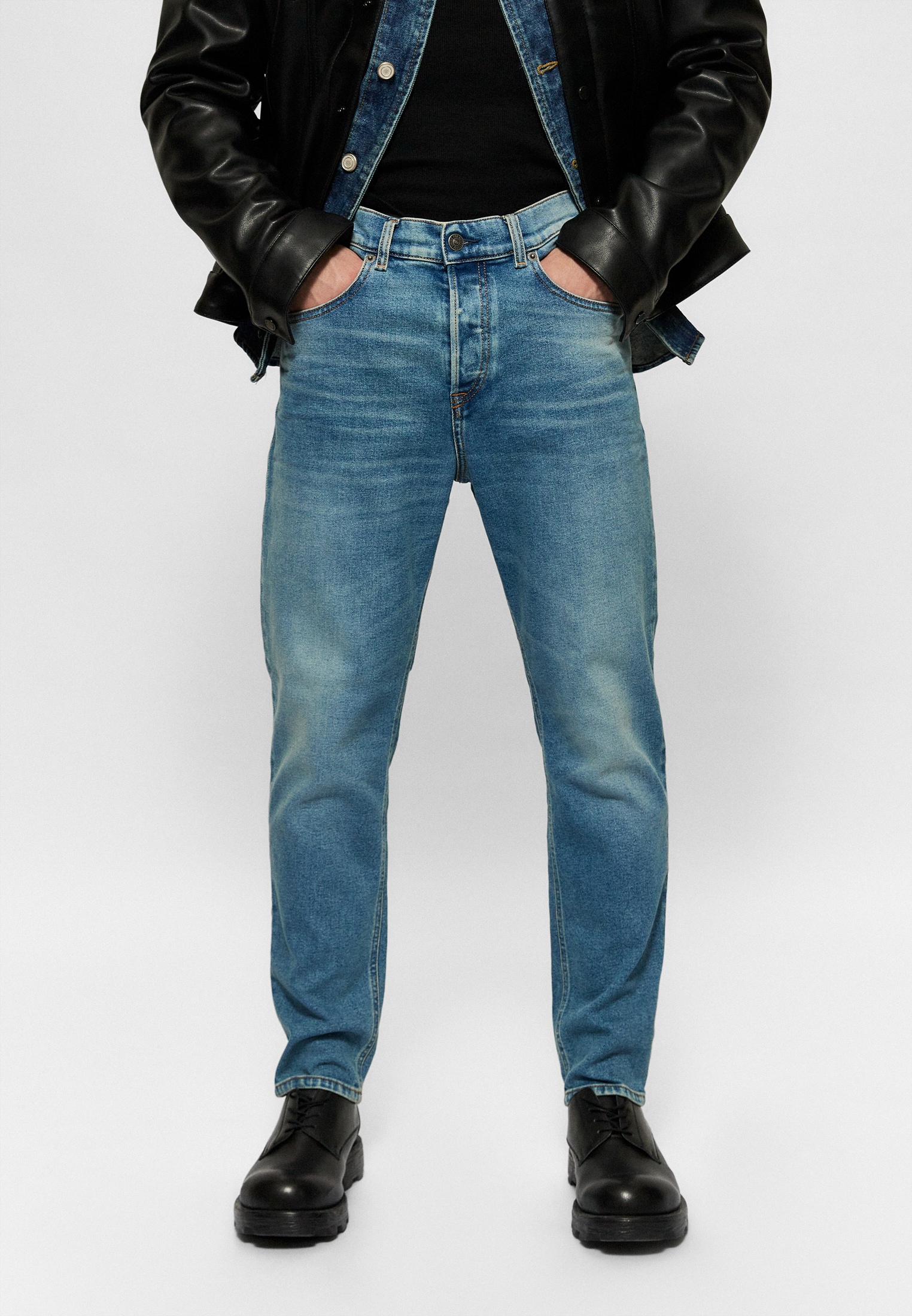 Мужские зауженные джинсы Diesel (Дизель) A0357109C77: изображение 1