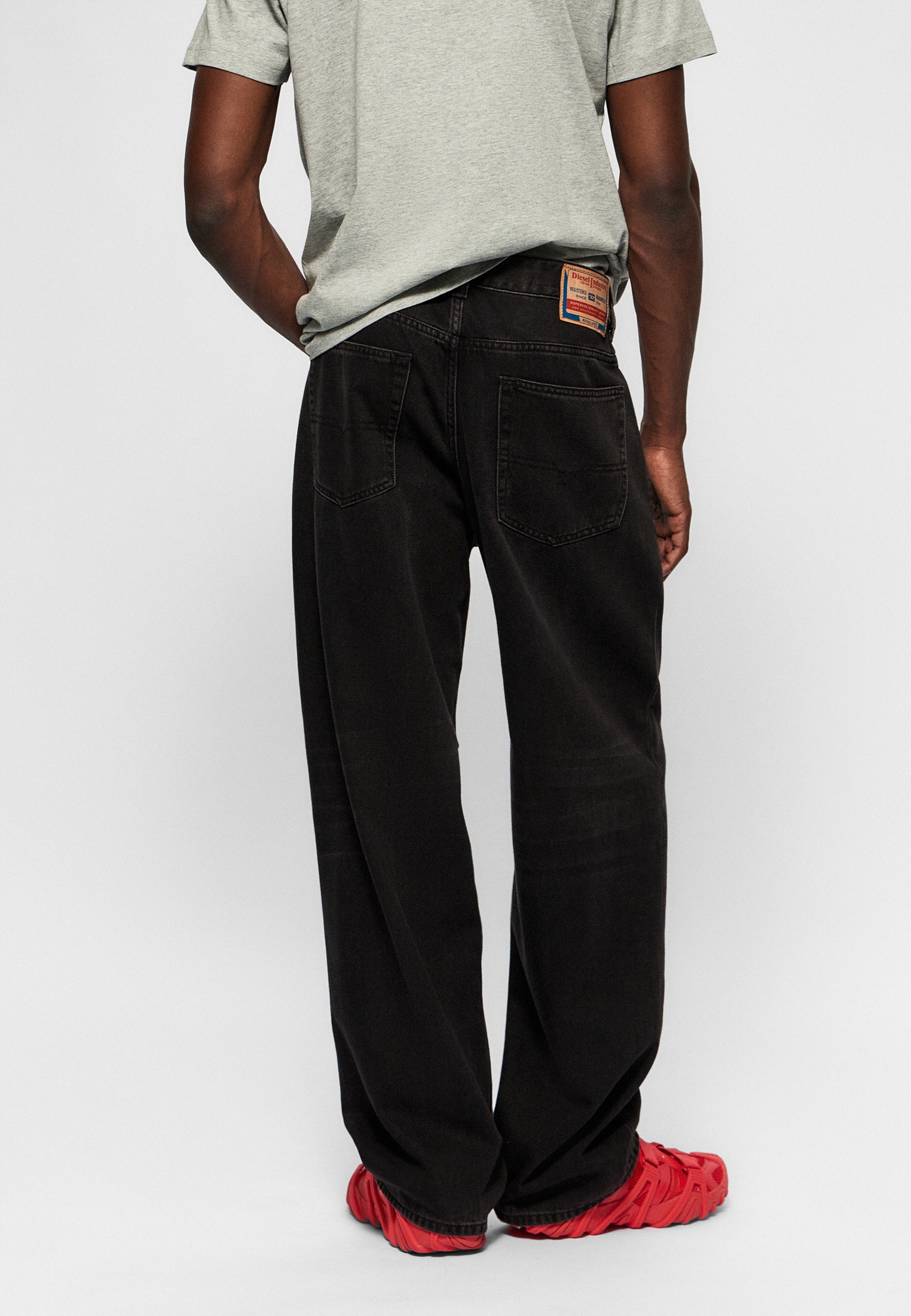 Мужские прямые джинсы Diesel (Дизель) A1159809I35: изображение 7