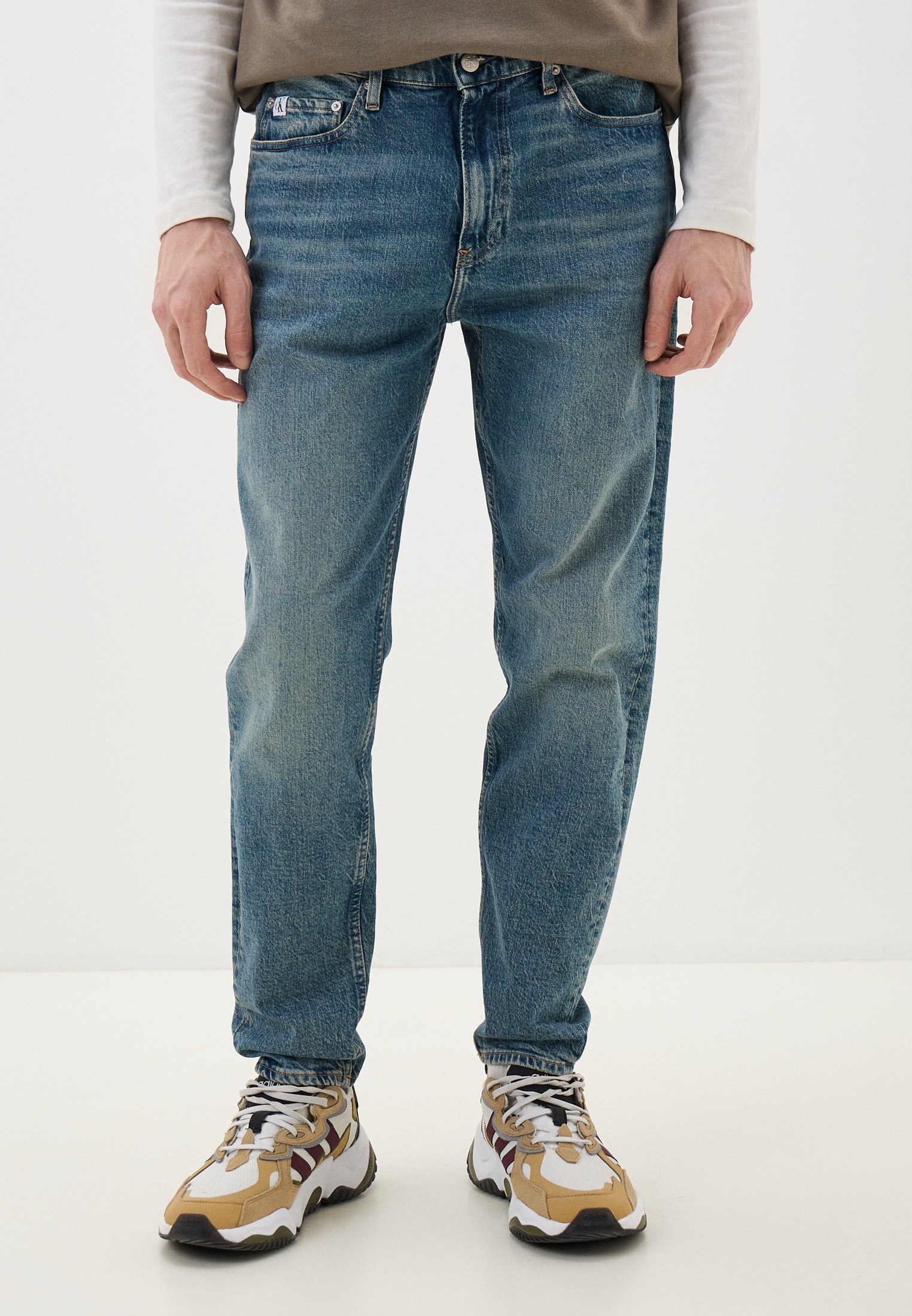 Зауженные джинсы Calvin Klein Jeans J30J324556