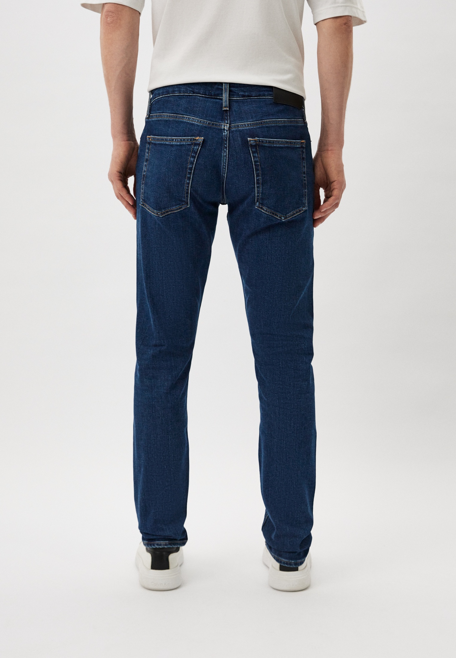 Мужские прямые джинсы Calvin Klein (Кельвин Кляйн) K10K112374: изображение 3