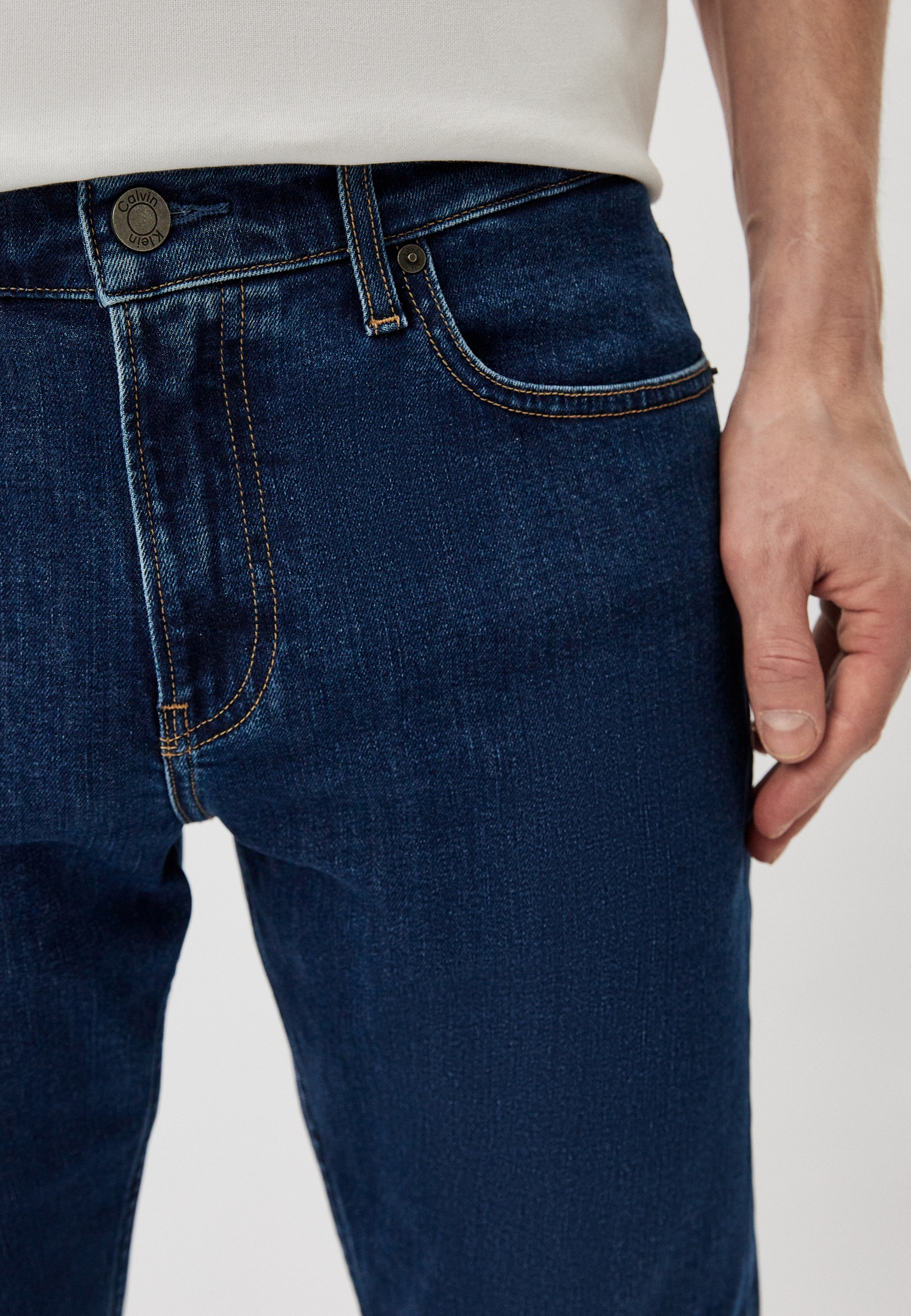 Мужские прямые джинсы Calvin Klein (Кельвин Кляйн) K10K112374: изображение 4