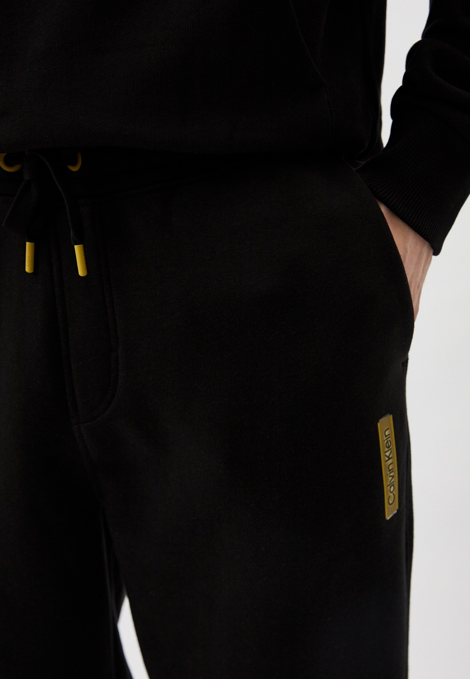 Мужские спортивные брюки Calvin Klein (Кельвин Кляйн) K10K112430: изображение 4