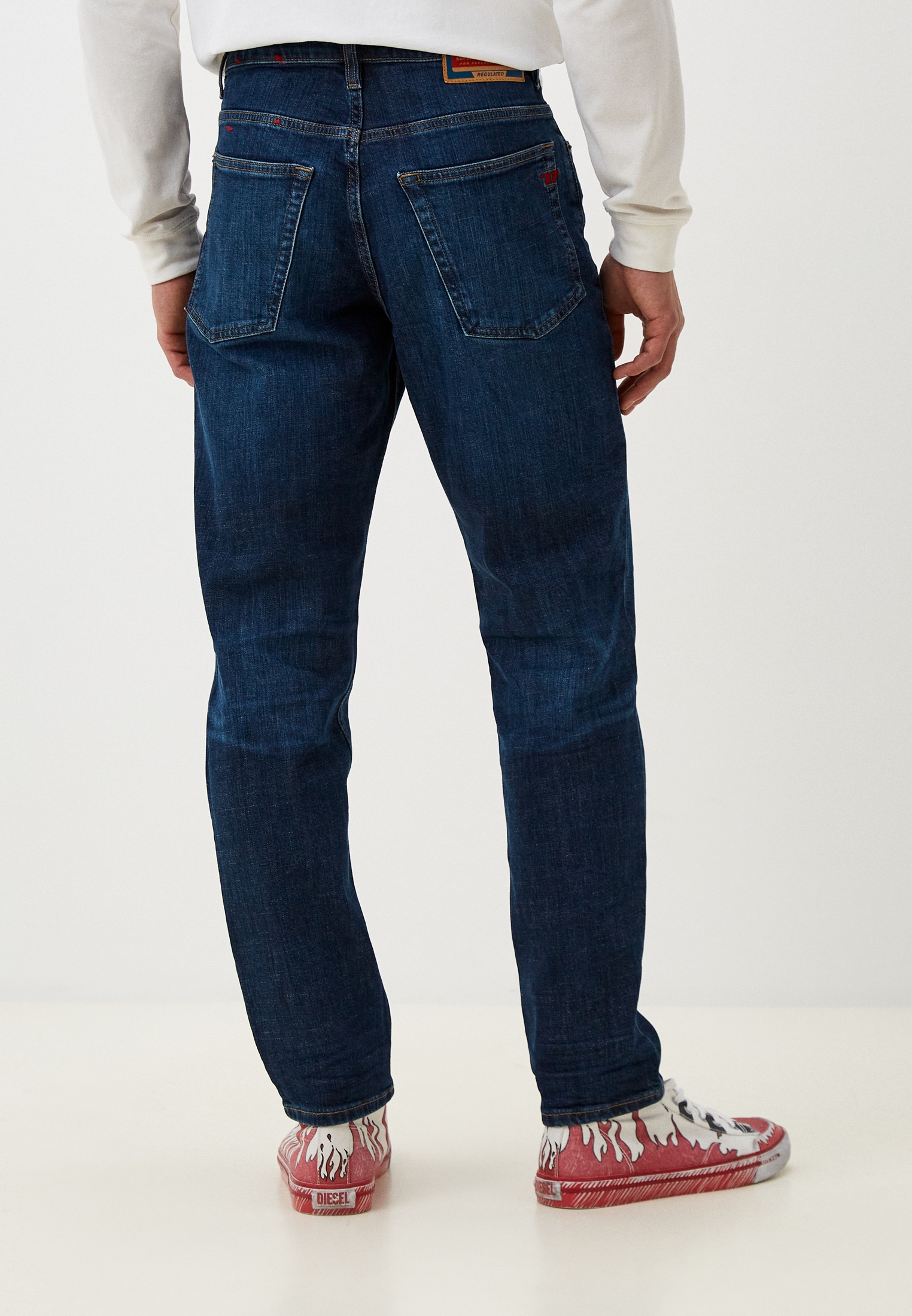 Мужские зауженные джинсы Diesel (Дизель) A035710PFAZ: изображение 6