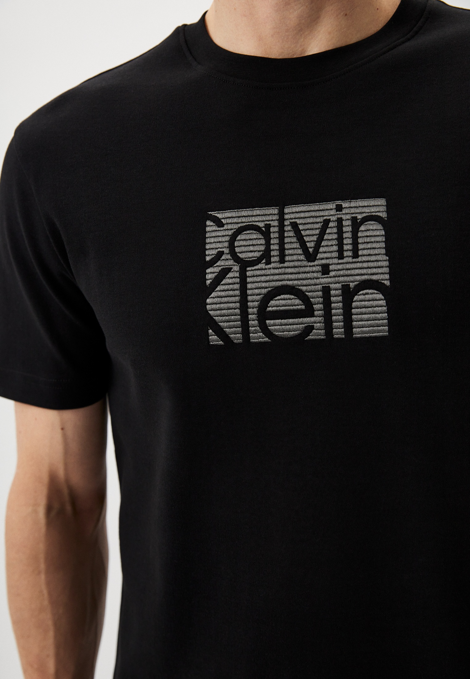 Мужская футболка Calvin Klein (Кельвин Кляйн) K10K112498: изображение 4
