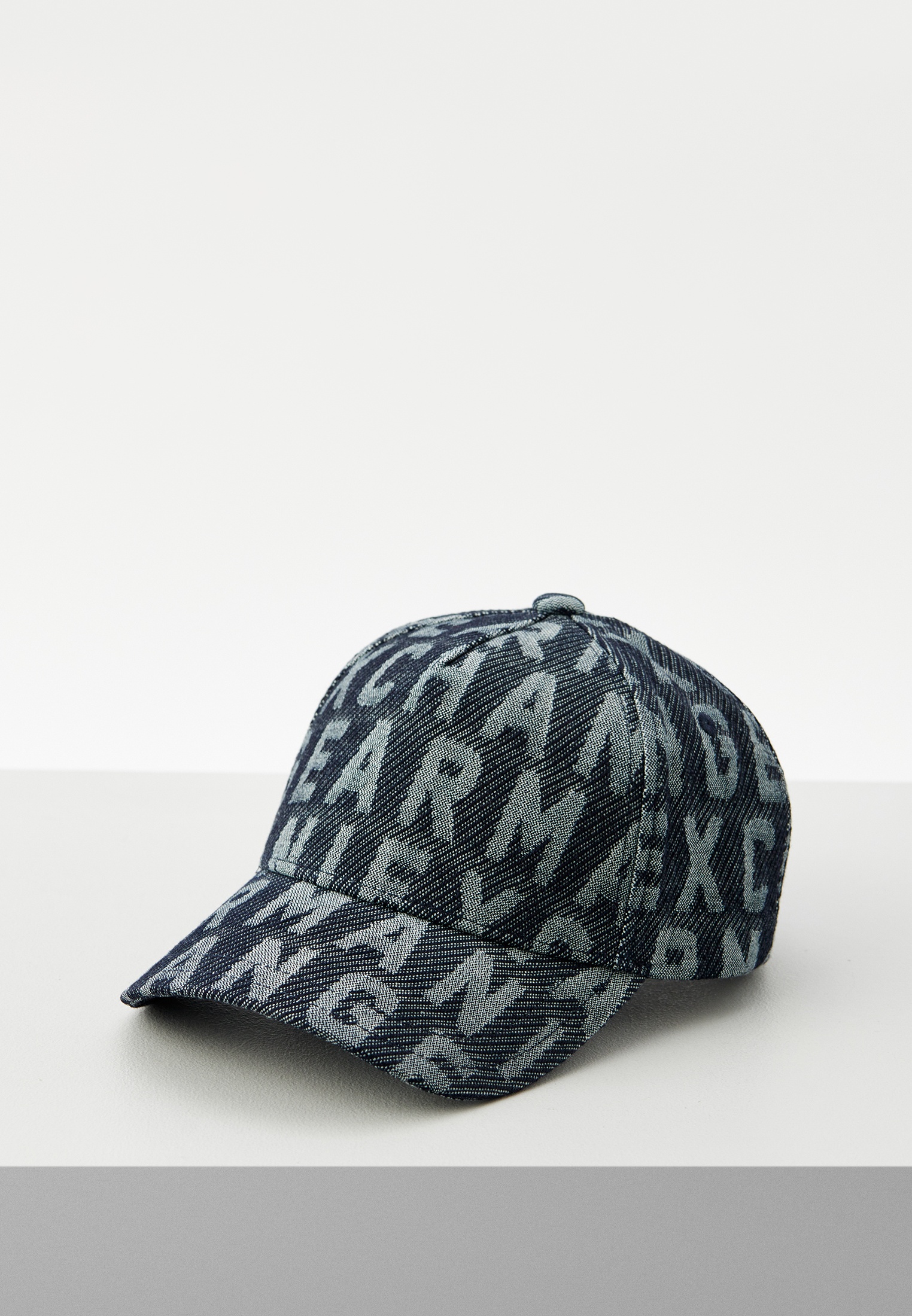 Бейсболка мужская Armani Exchange 954205 4R102 купить за 7905 руб.