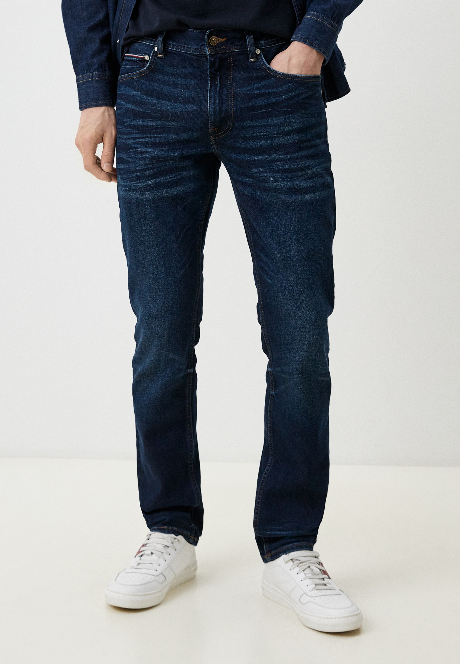 Мужские прямые джинсы Tommy Hilfiger (Томми Хилфигер) MW0MW33973