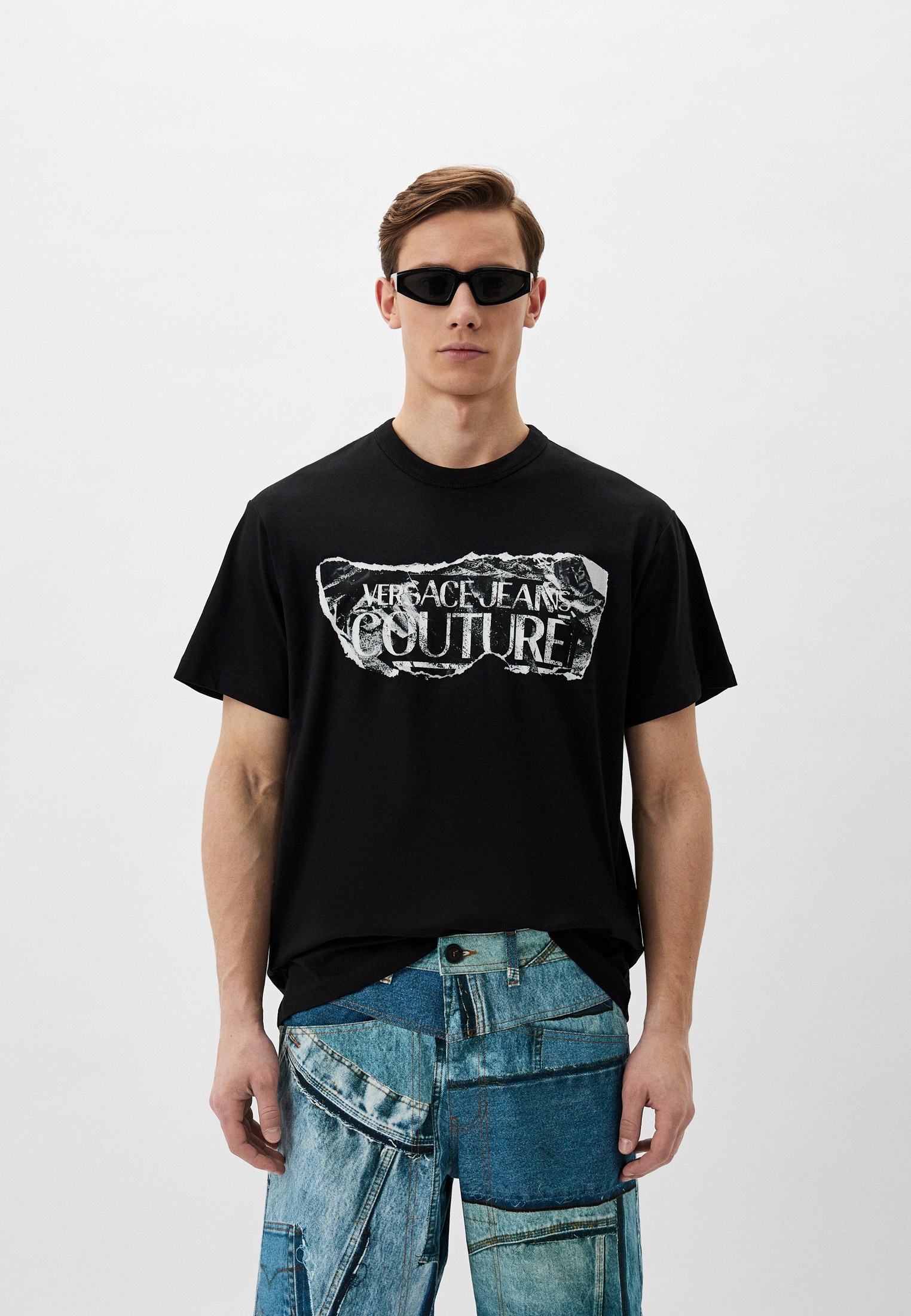 Футболка Versace Jeans Couture 76GAHE03CJ00E899