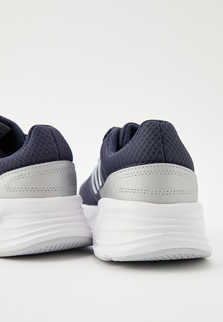 Мужские кроссовки Adidas (Адидас) IE8137: изображение 4