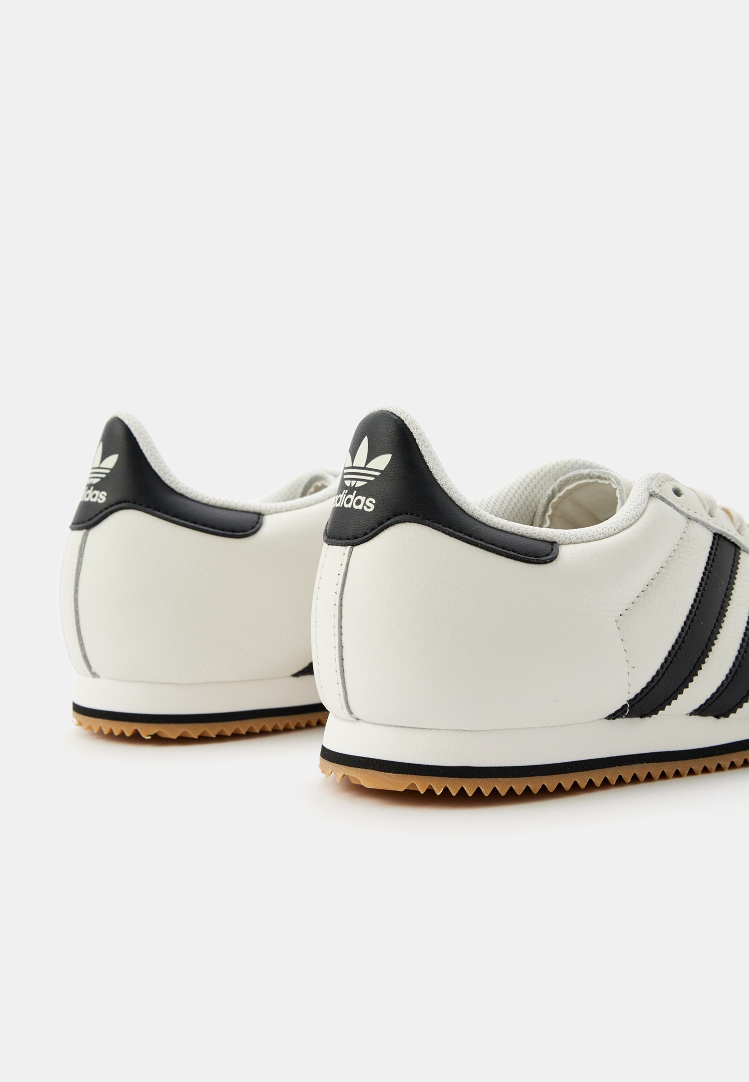 Мужские кеды Adidas Originals (Адидас Ориджиналс) IG8950: изображение 9