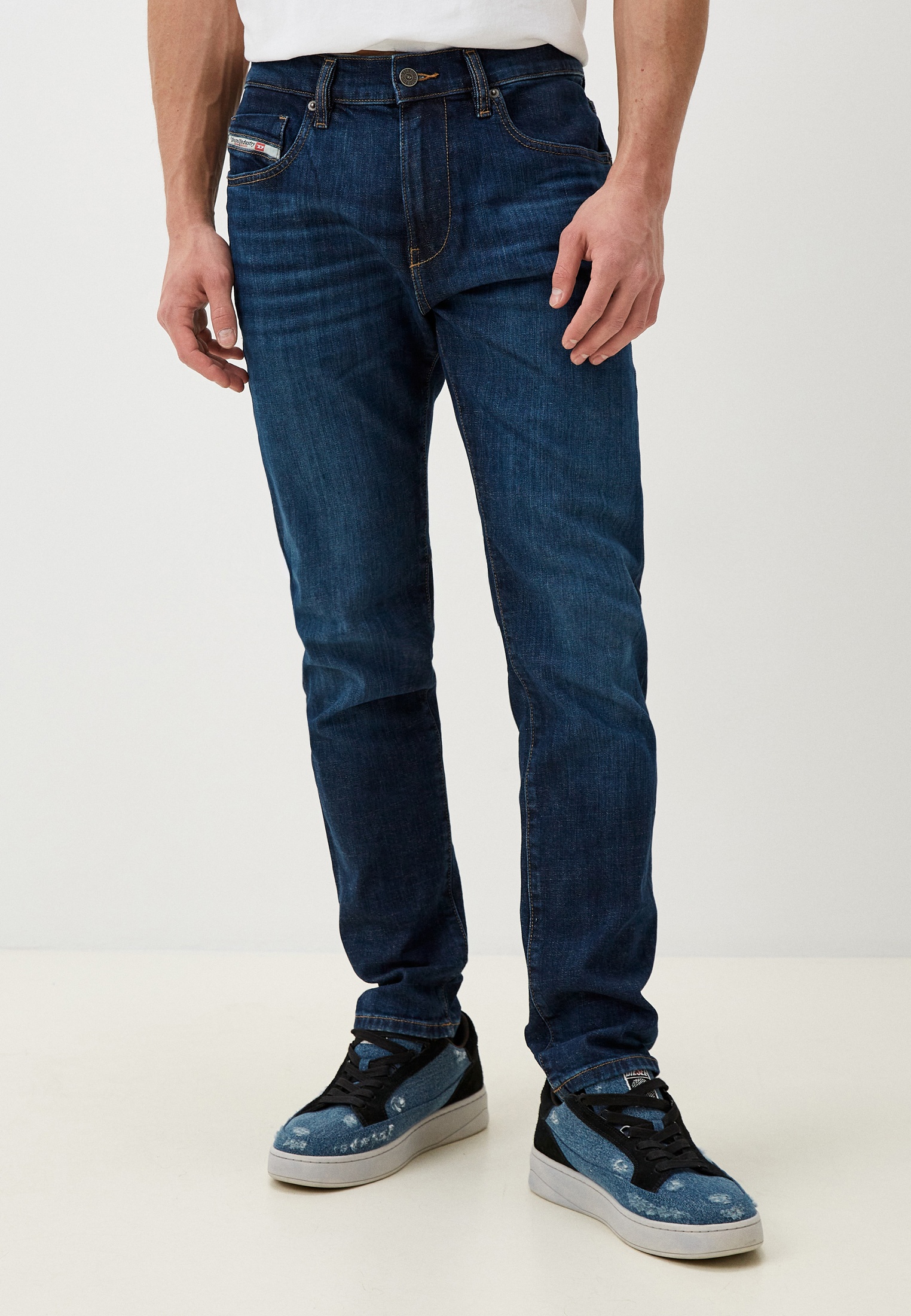 Мужские зауженные джинсы Diesel (Дизель) A035580PFAZ: изображение 1