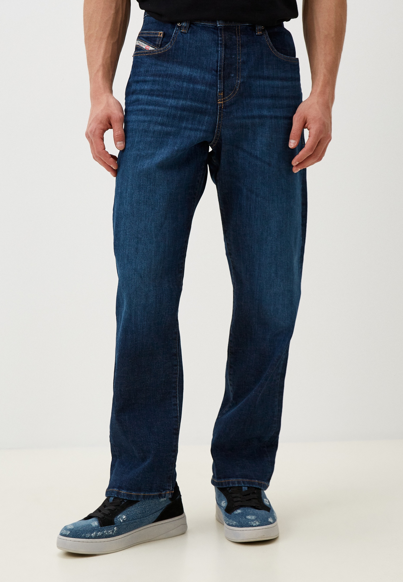 Мужские прямые джинсы Diesel (Дизель) A051560PFAZ: изображение 1