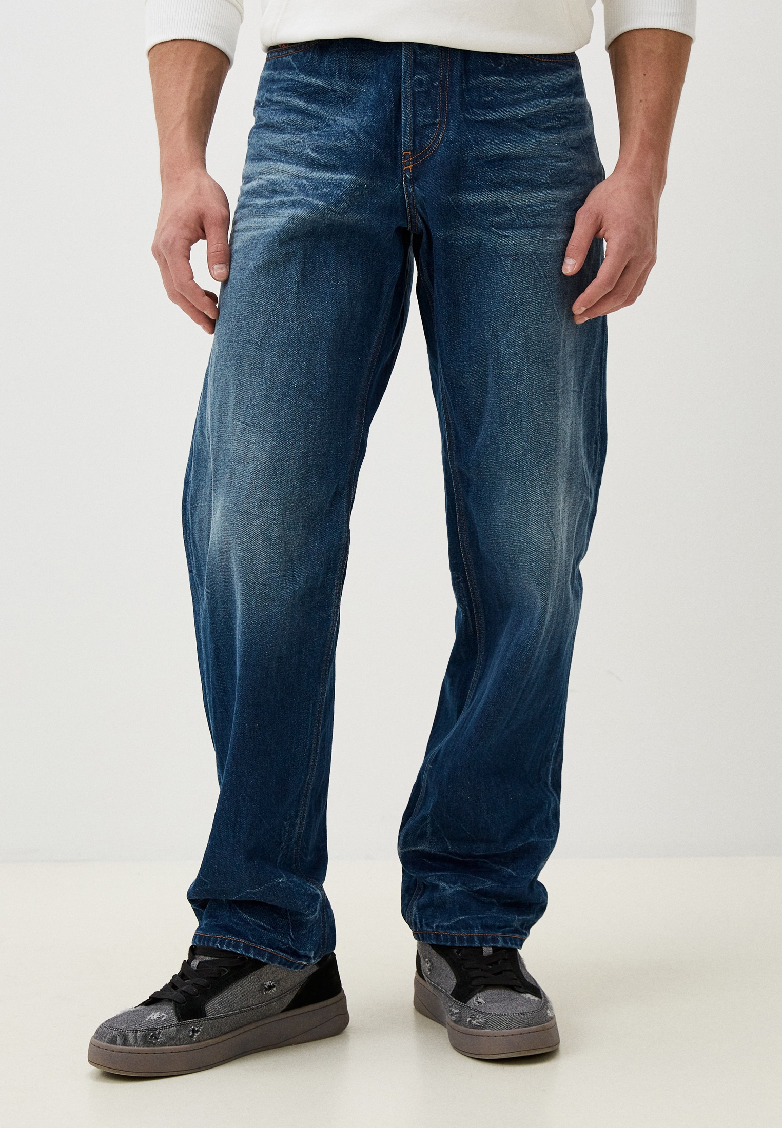 Мужские зауженные джинсы Diesel (Дизель) A1309009I46