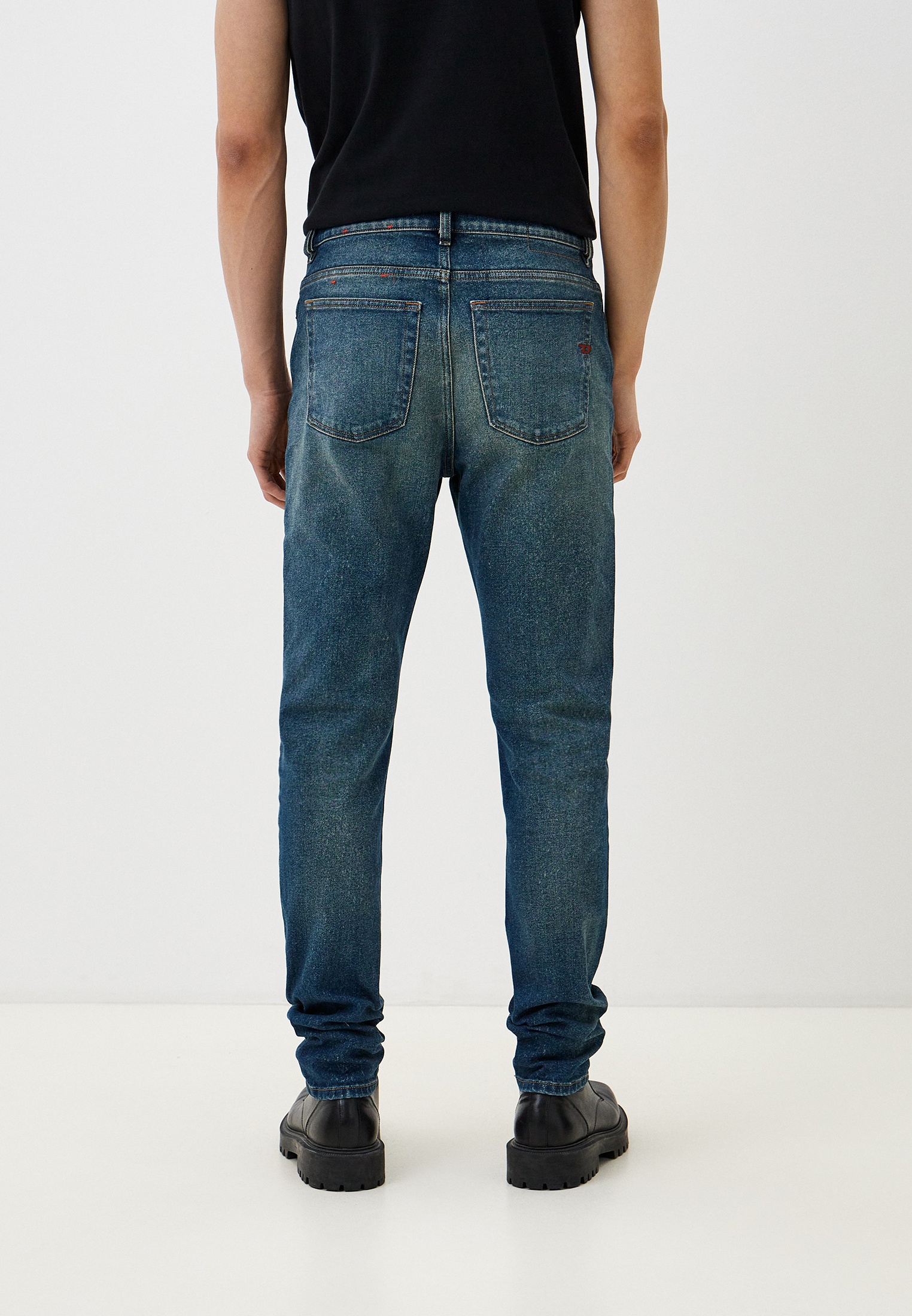 Мужские зауженные джинсы Diesel (Дизель) A0358409D82: изображение 3