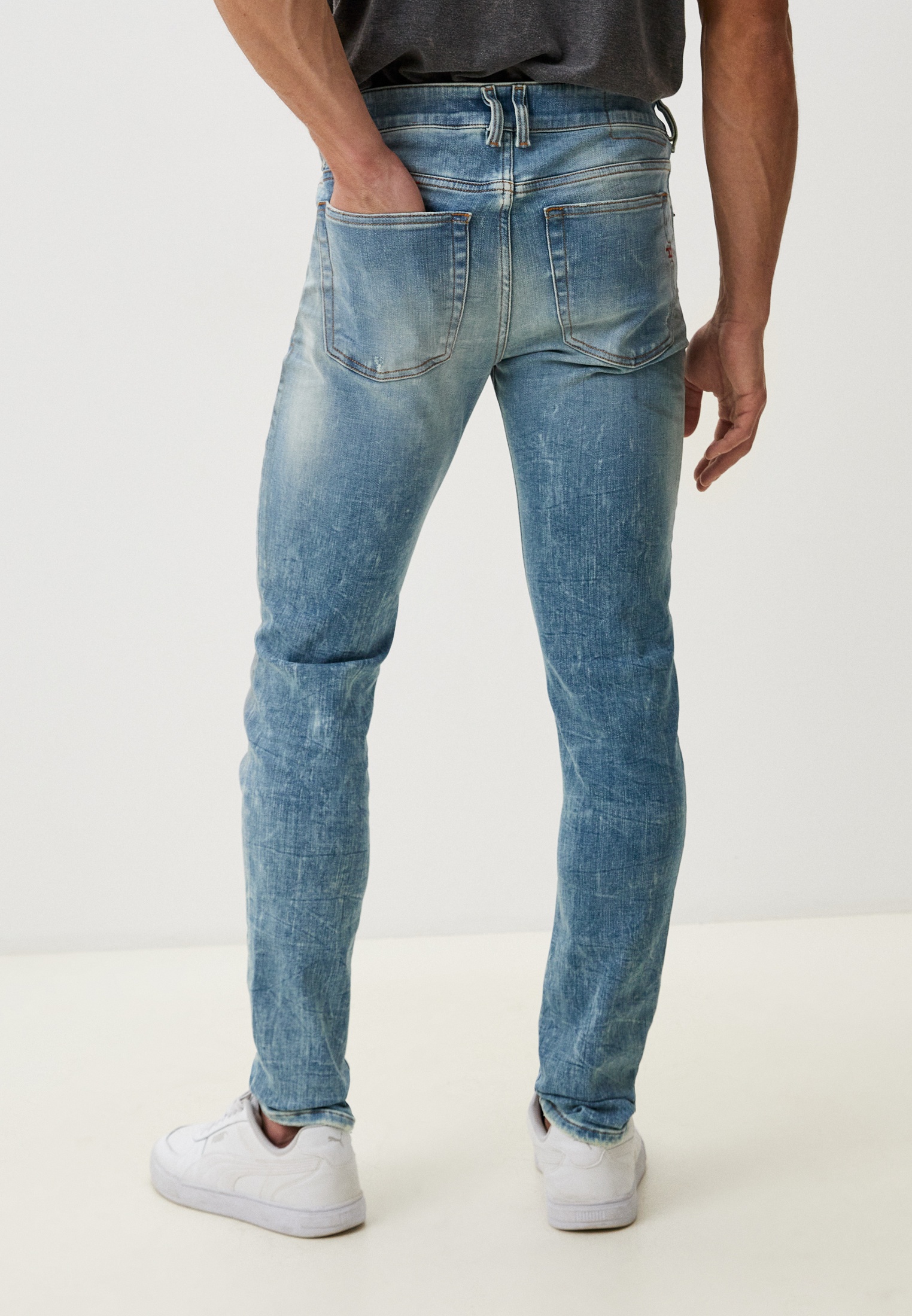 Мужские зауженные джинсы Diesel (Дизель) A0359409F08: изображение 3