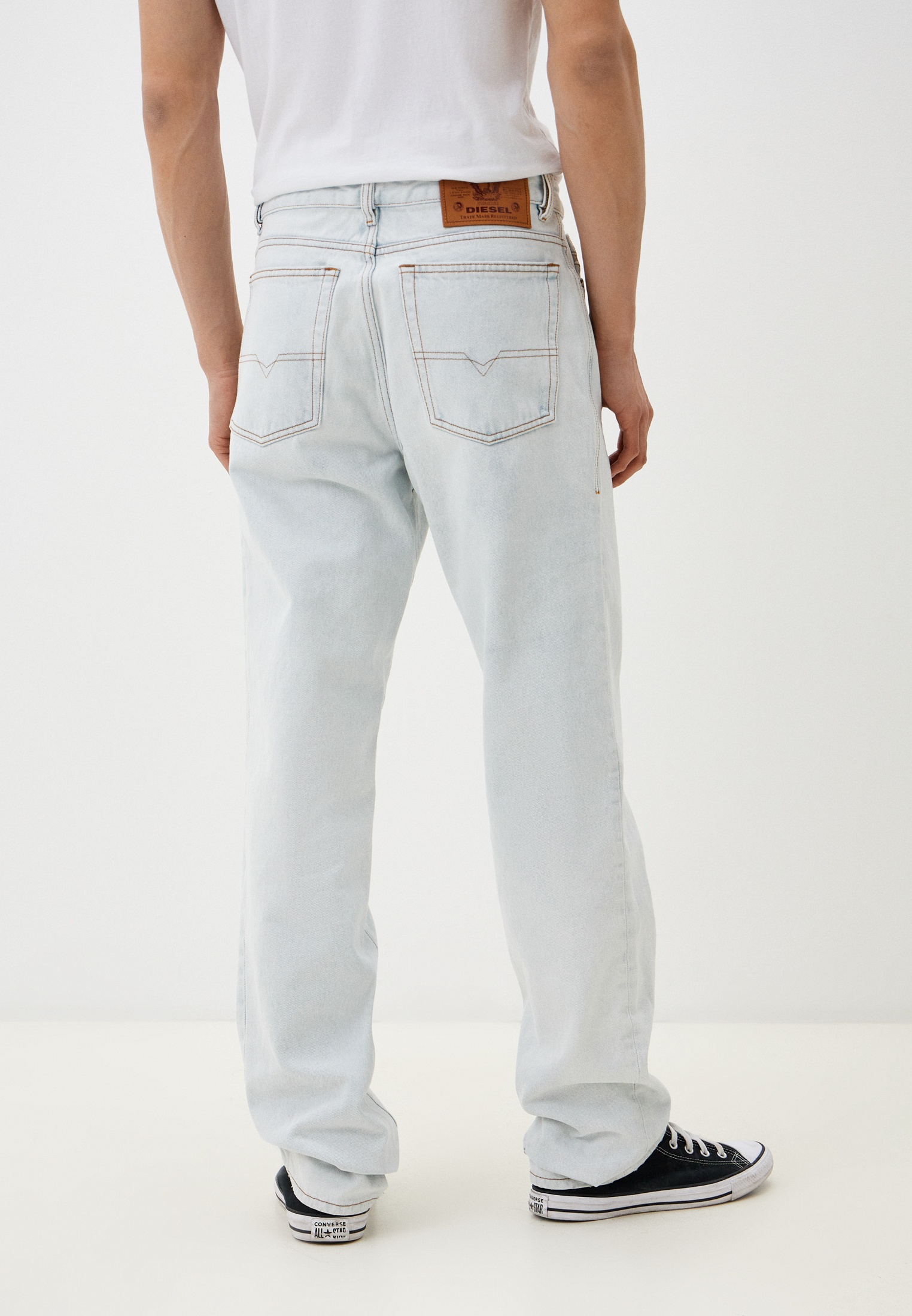 Мужские прямые джинсы Diesel (Дизель) A043740079Z: изображение 3