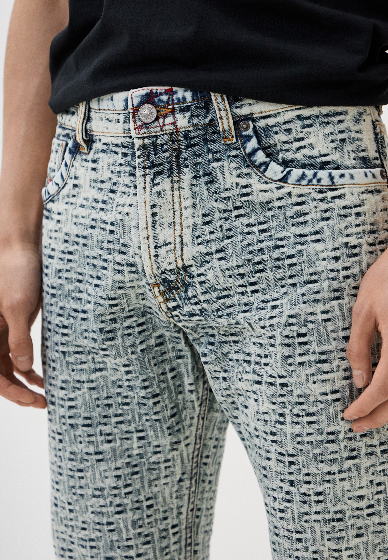 Мужские зауженные джинсы Diesel (Дизель) A056450EMAA: изображение 4