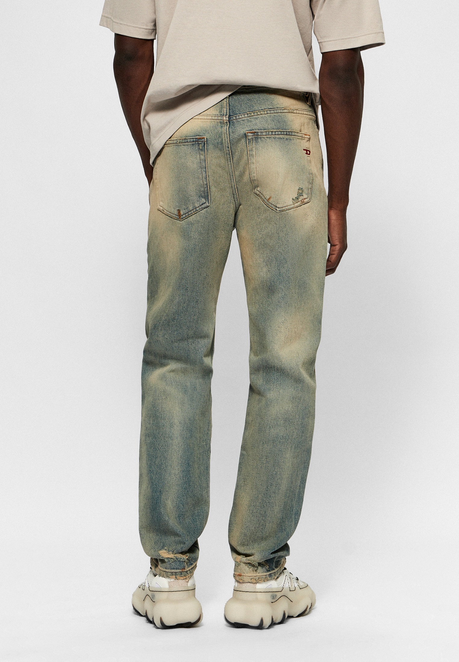 Мужские прямые джинсы Diesel (Дизель) A106480ENAV: изображение 3