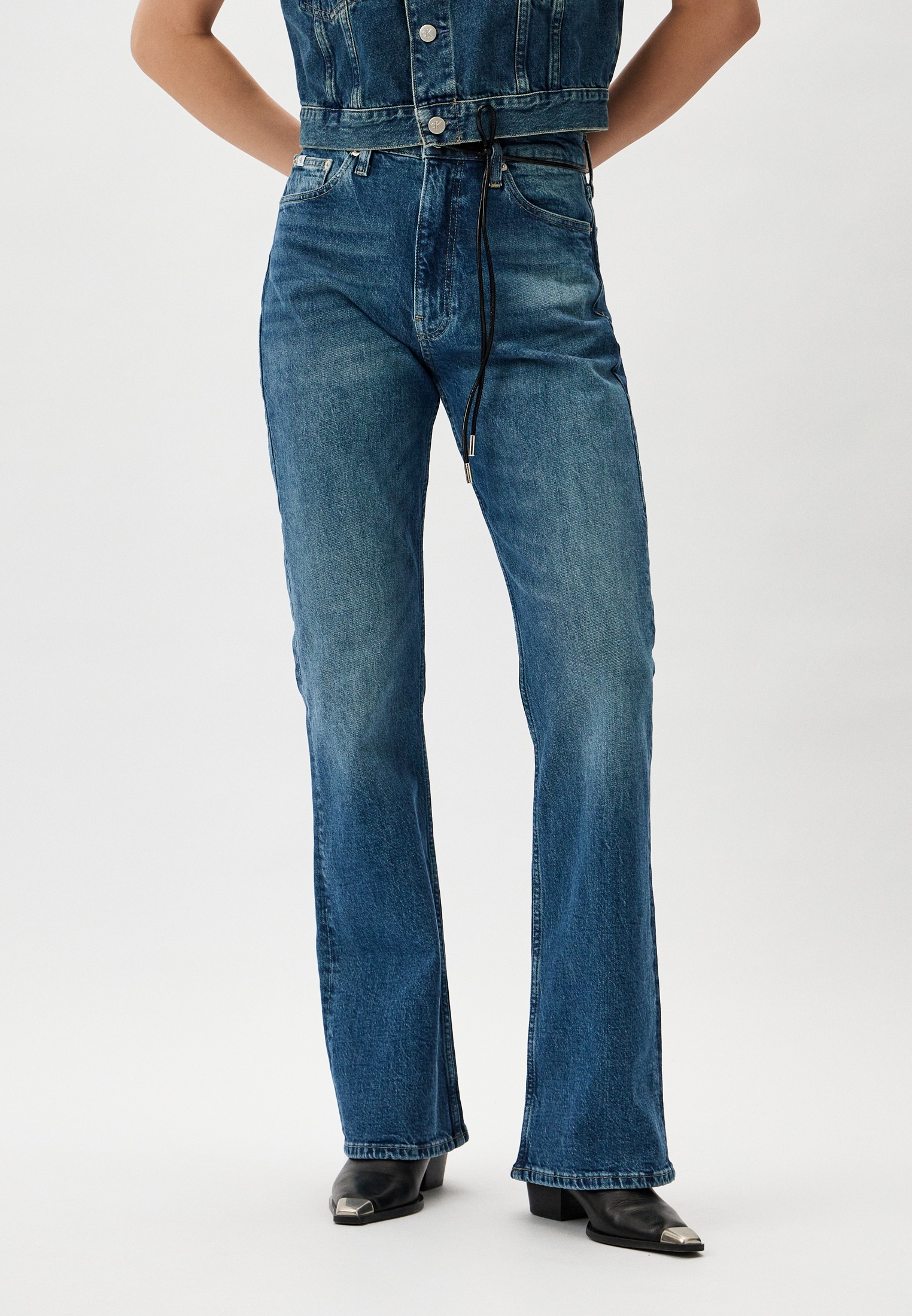 Прямые джинсы Calvin Klein Jeans J20J222454