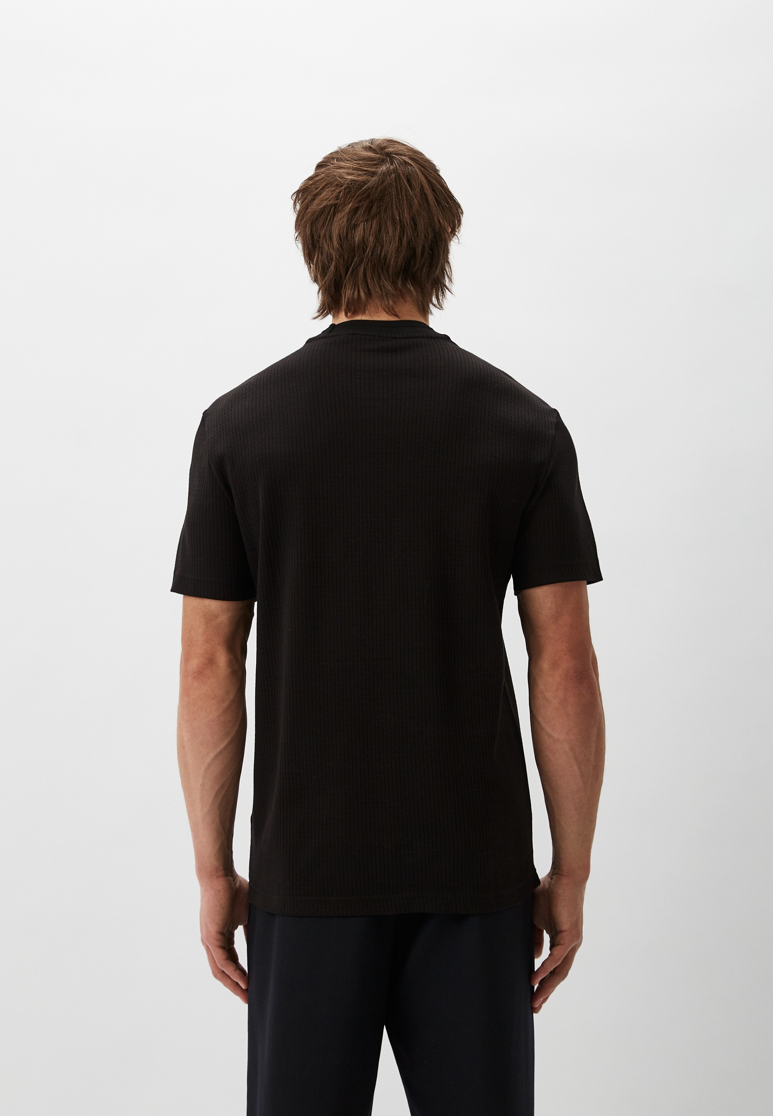 Мужская футболка Calvin Klein (Кельвин Кляйн) K10K112760: изображение 3