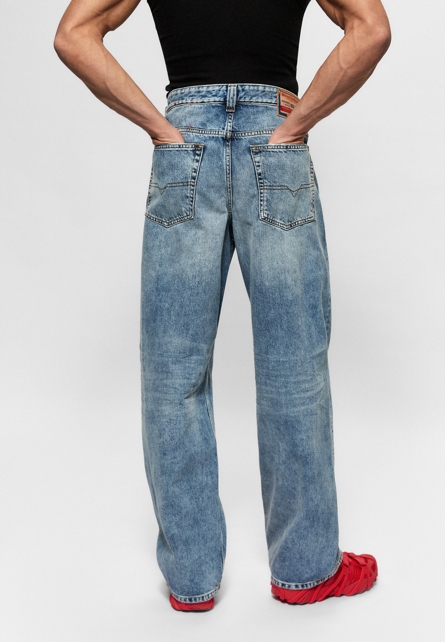 Мужские прямые джинсы Diesel (Дизель) A1159809H57: изображение 3
