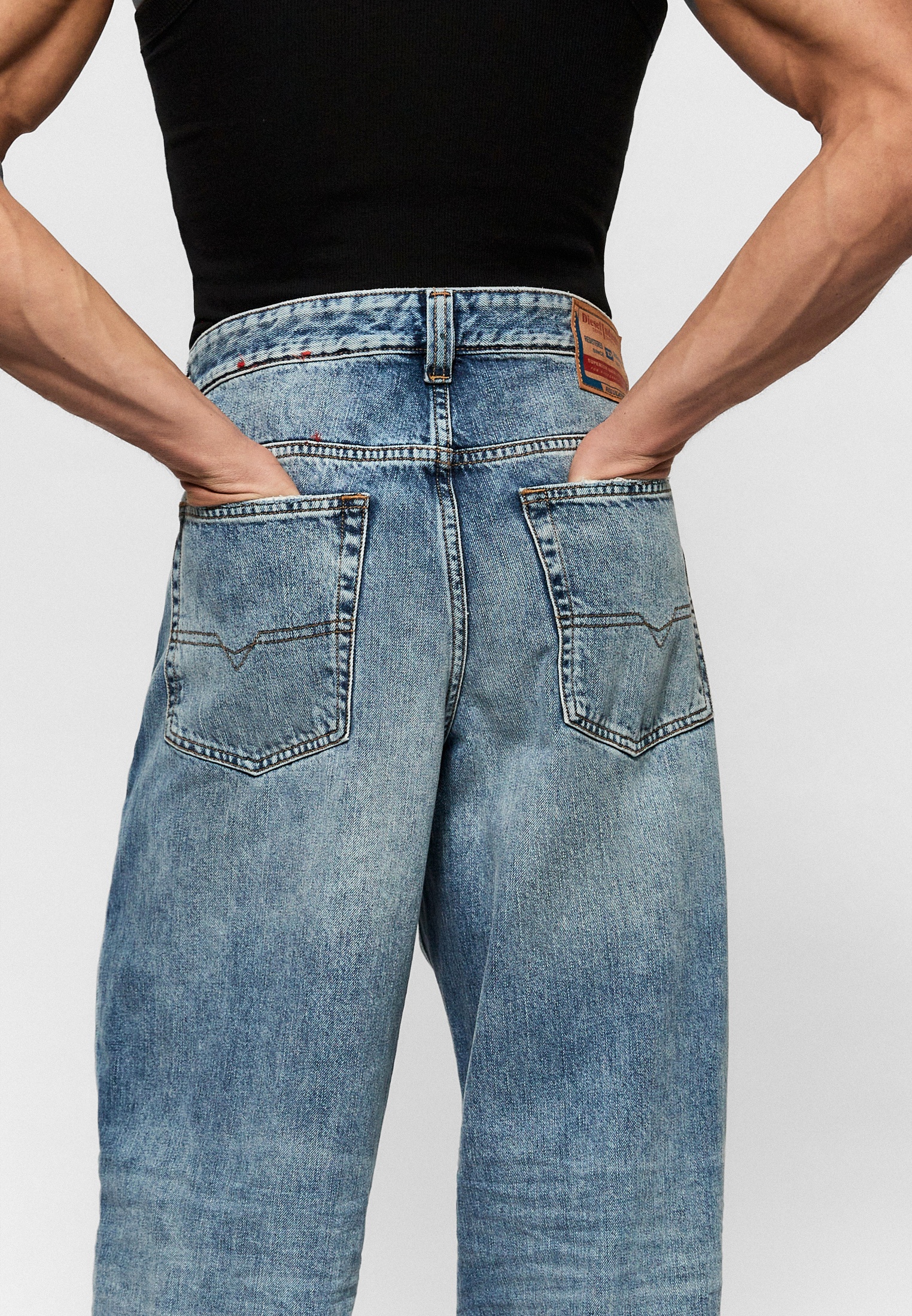 Мужские прямые джинсы Diesel (Дизель) A1159809H57: изображение 5