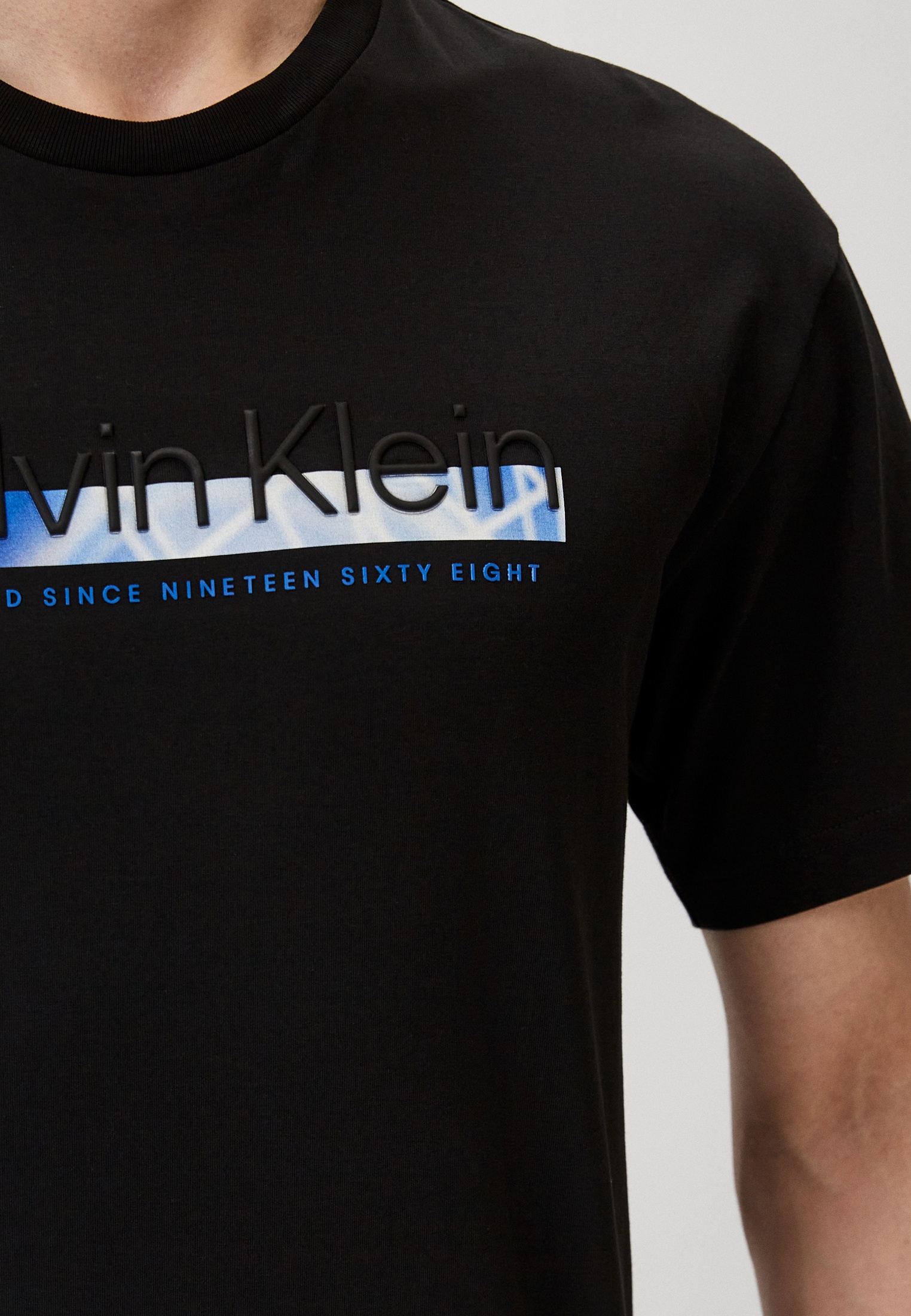 Мужская футболка Calvin Klein (Кельвин Кляйн) K10K112490: изображение 4